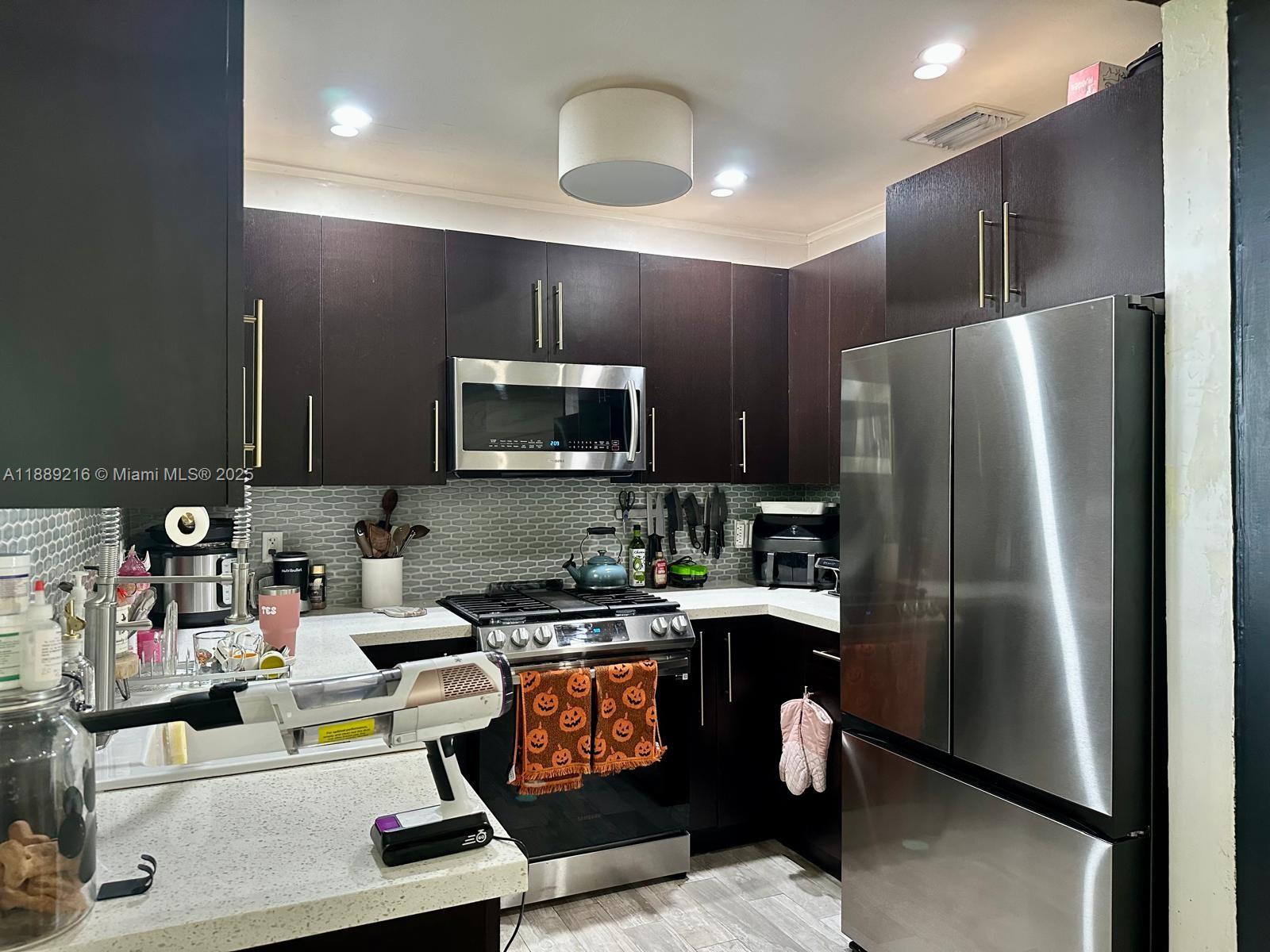 HIALEAH 14TH ADDN REV PL - Residential