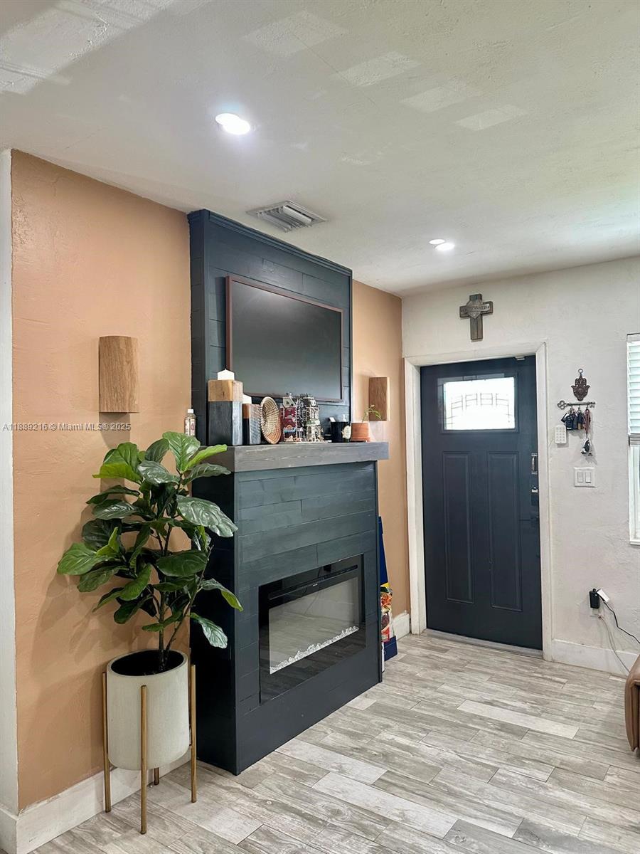 HIALEAH 14TH ADDN REV PL - Residential