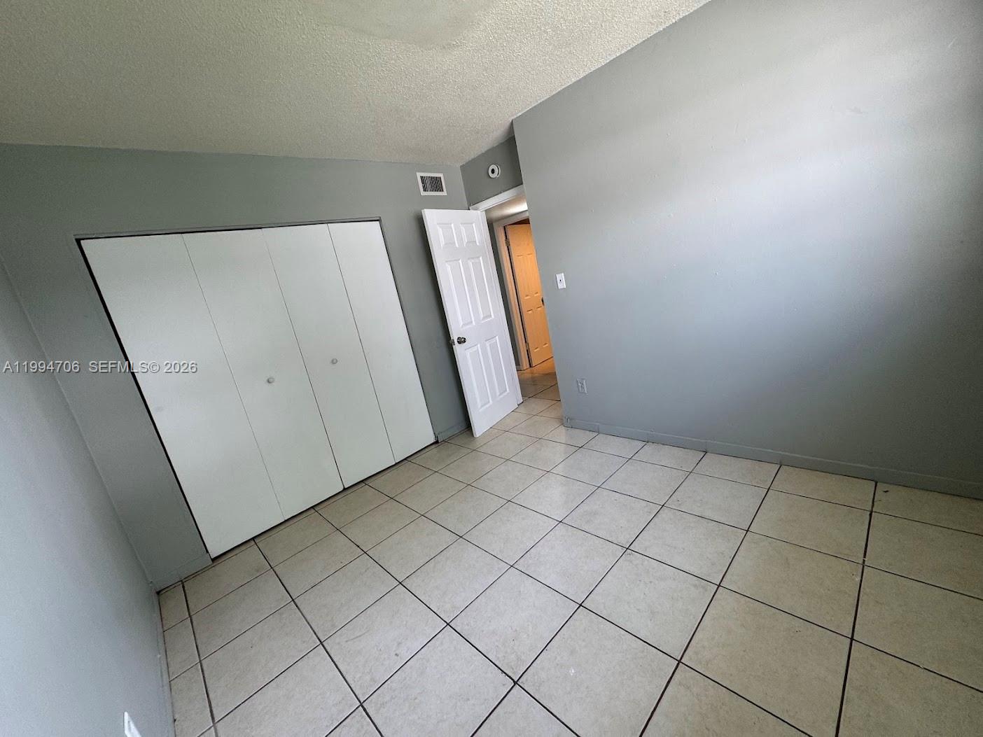 LYNN PARK REPLAT - Residential Lease