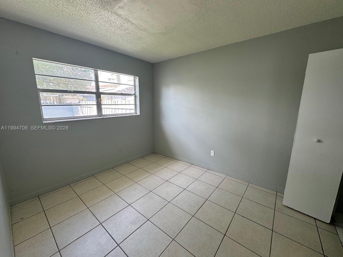 LYNN PARK REPLAT - Residential Lease