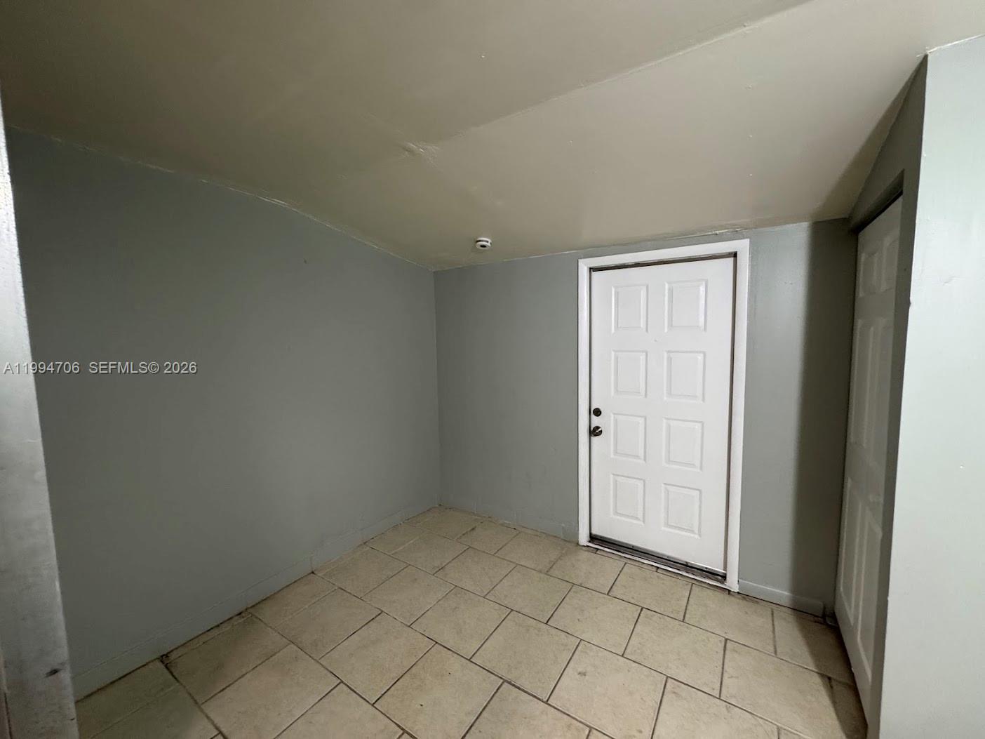 LYNN PARK REPLAT - Residential Lease