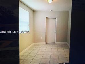 WESTON VILLAGE - Residential