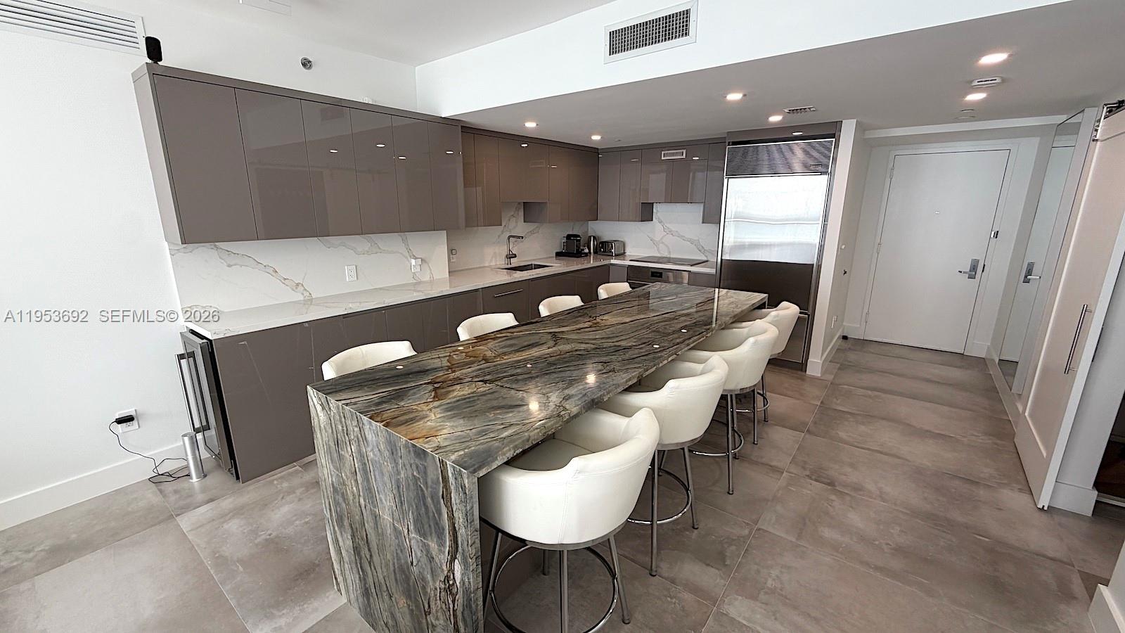 465 Brickell Ave 5603