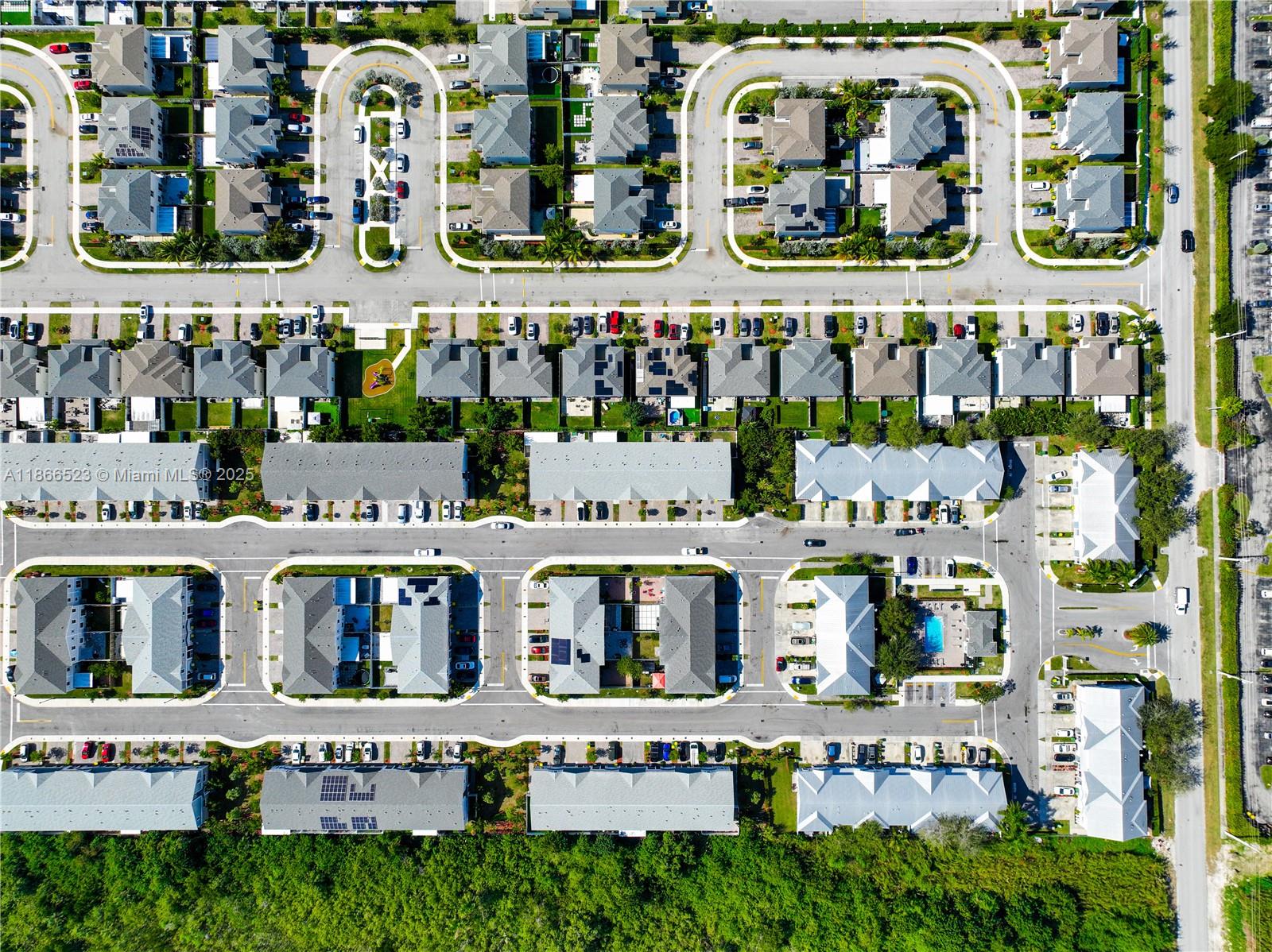 HAMILTON PLACE - Residential