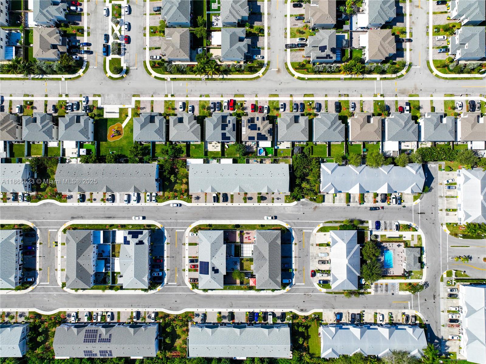 HAMILTON PLACE - Residential