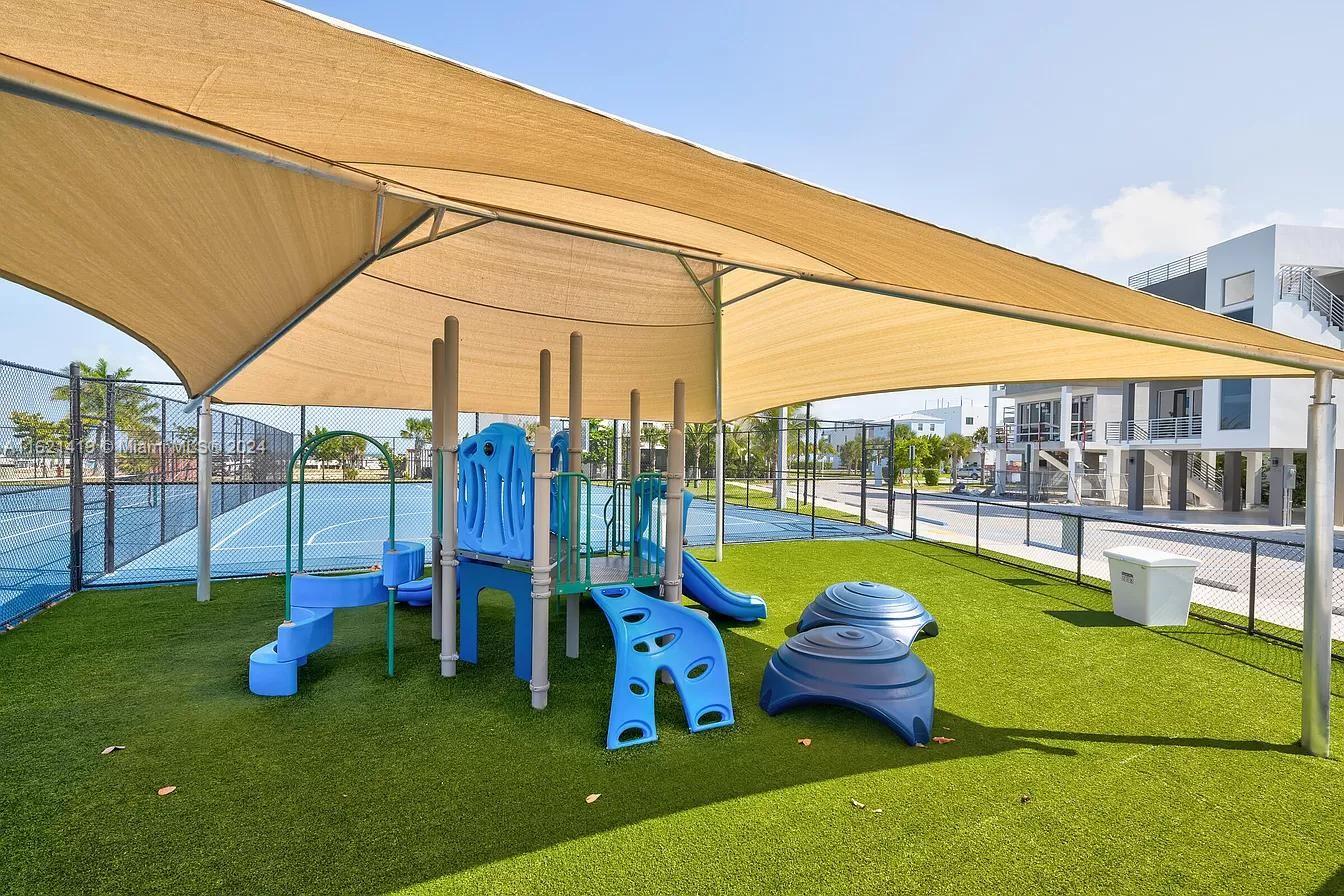 KEY LARGO OCEAN RESORT CO - Residential Lease