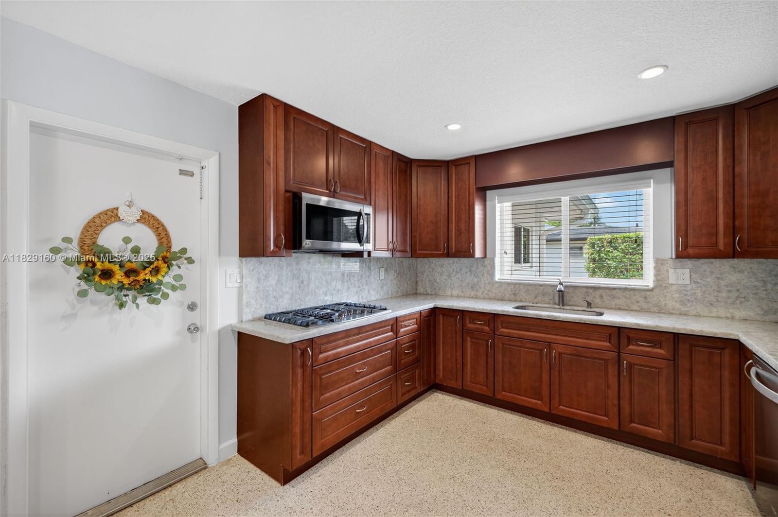 PLANTATION PARK 4TH ADD - Residential