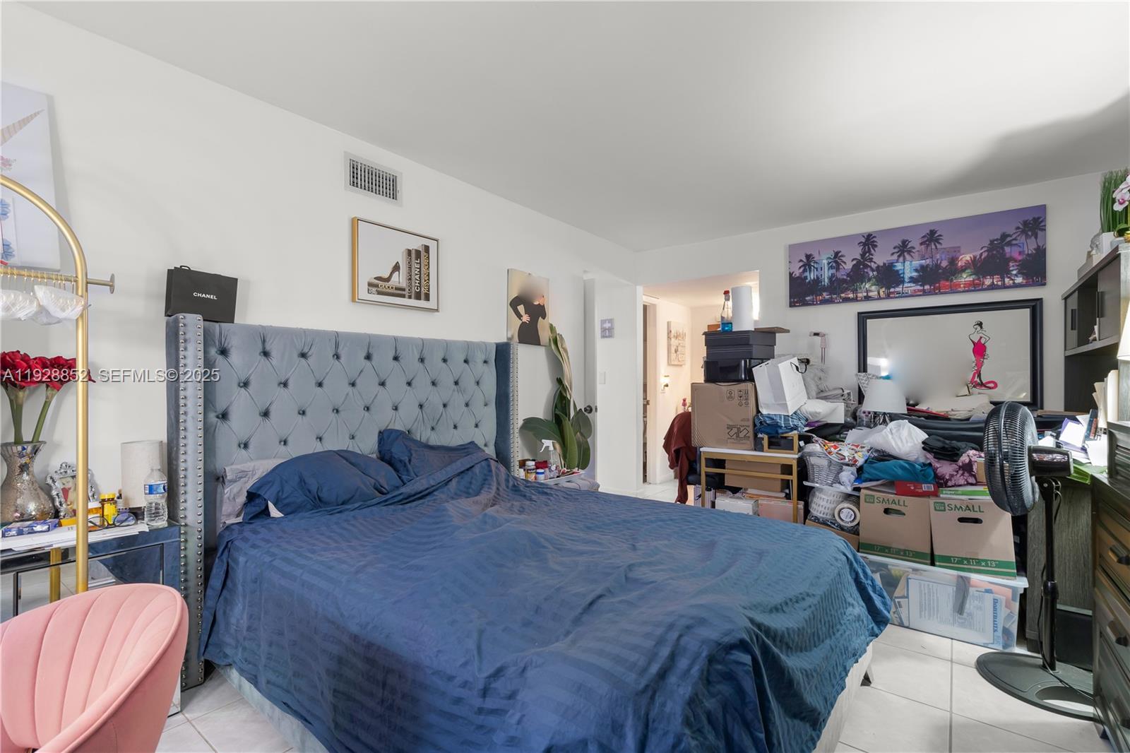 CARIBBEAN BREEZE CONDO - Residential