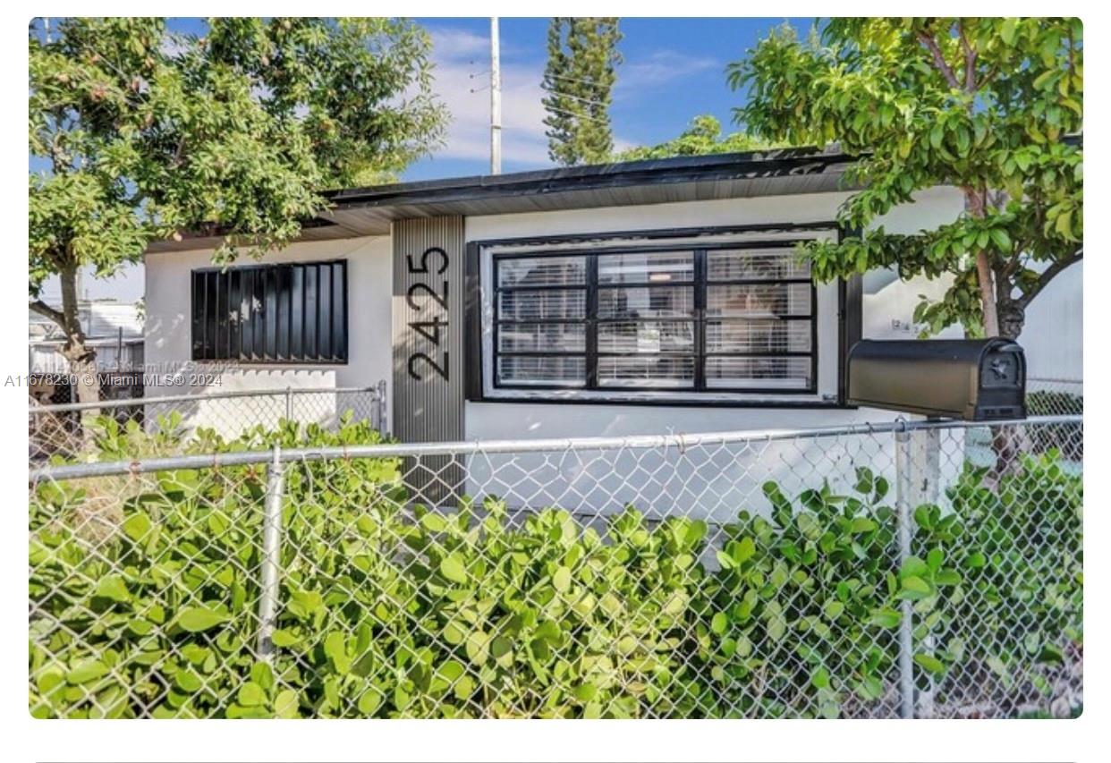 Property for Sale at 2425 Ne 135th Ln, North Miami Beach, Miami-Dade County, Florida - Bedrooms: 1 
Bathrooms: 1  - $275,000