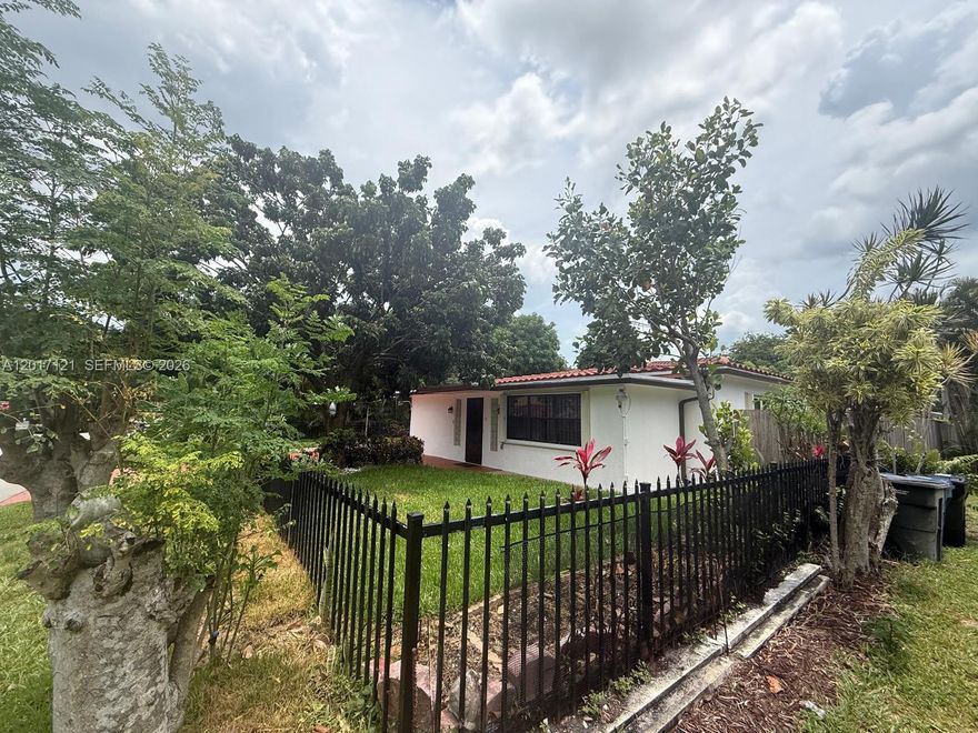 Beautifully updated 3-bedroom, 2-bath single-family home in a prime Fort Lauderdale location. This move-in ready property has been recently renovated, freshly painted, and meticulously maintained. Features include a bright and open layout, spacious living areas, updated finishes, and a stunning oversized backyard with lush landscaping—perfect for relaxing or entertaining. Conveniently located near downtown Fort Lauderdale, major highways, shopping, dining, beaches, and the airport. A wonderful rental opportunity in a highly desirable area.