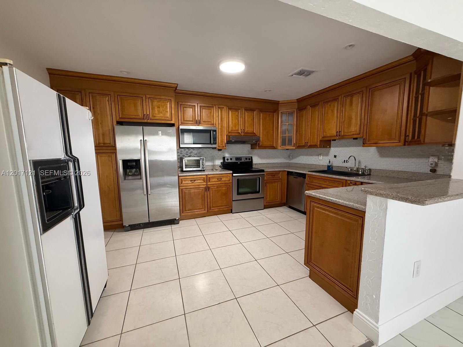 DEVONSHIRE - Residential Lease