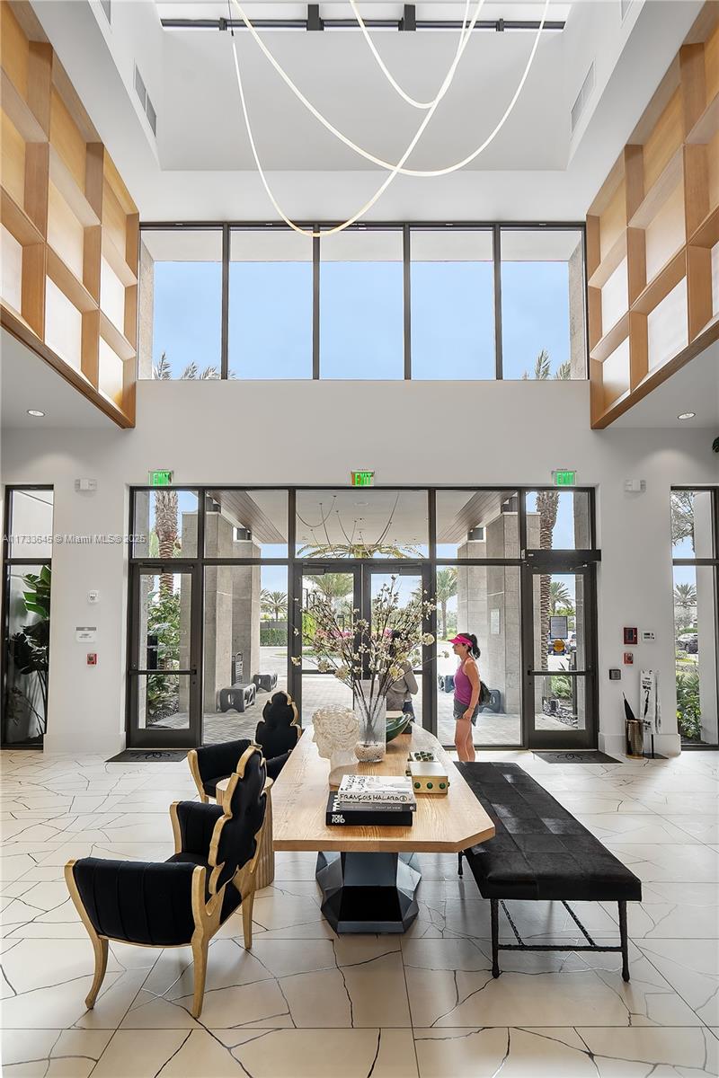 BOCA RATON GOLF COURSE PU - Residential Lease