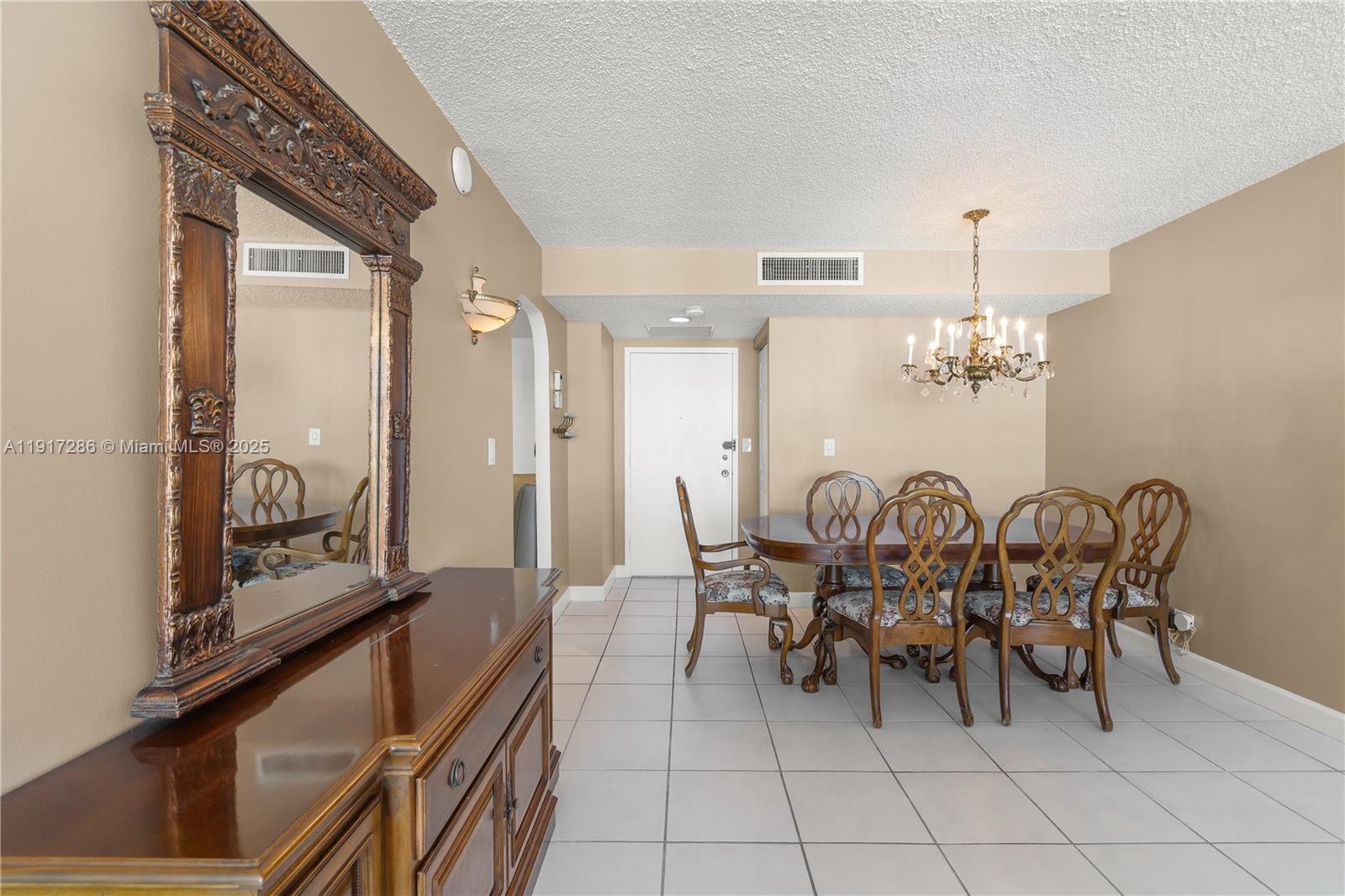 WINSTON TOWER 300 CONDO - Residential Lease