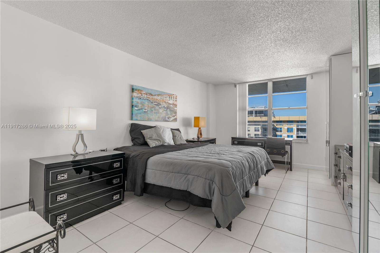 WINSTON TOWER 300 CONDO - Residential Lease