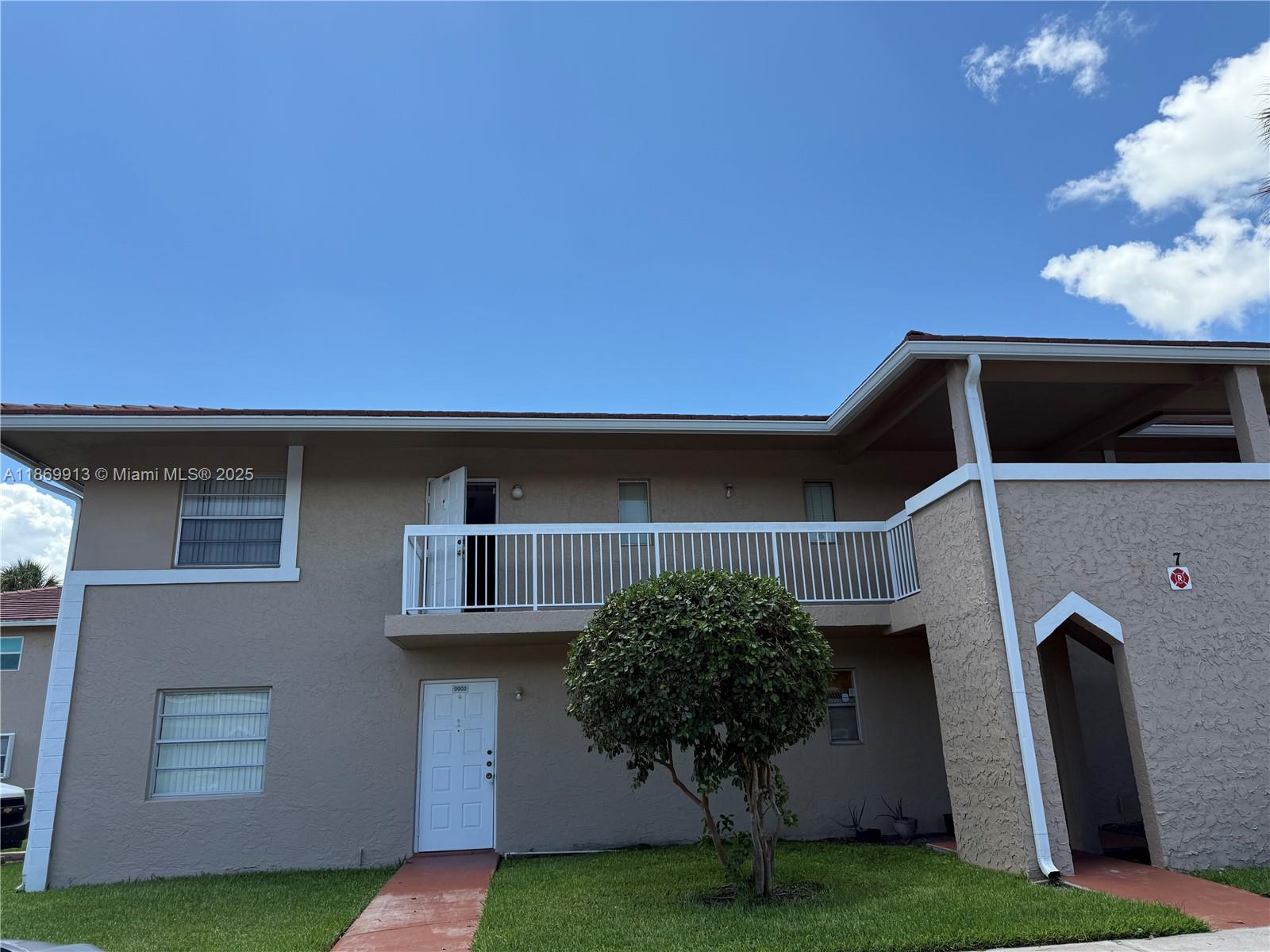 Gorgeous 2/2 corner apartment in the heart of Coral Springs. Full-size Washer and Dryer in the unit. Remodeled bathrooms. Beautiful lake view. Freshly painted. Tile and wood laminate flooring. Excellent schools and very close to the Coral Square Mall, Shopping, restaurants and highways. Pet-friendly community. 1 small pet under 25 lbs is allowed. Association requires 620 or higher per adult.