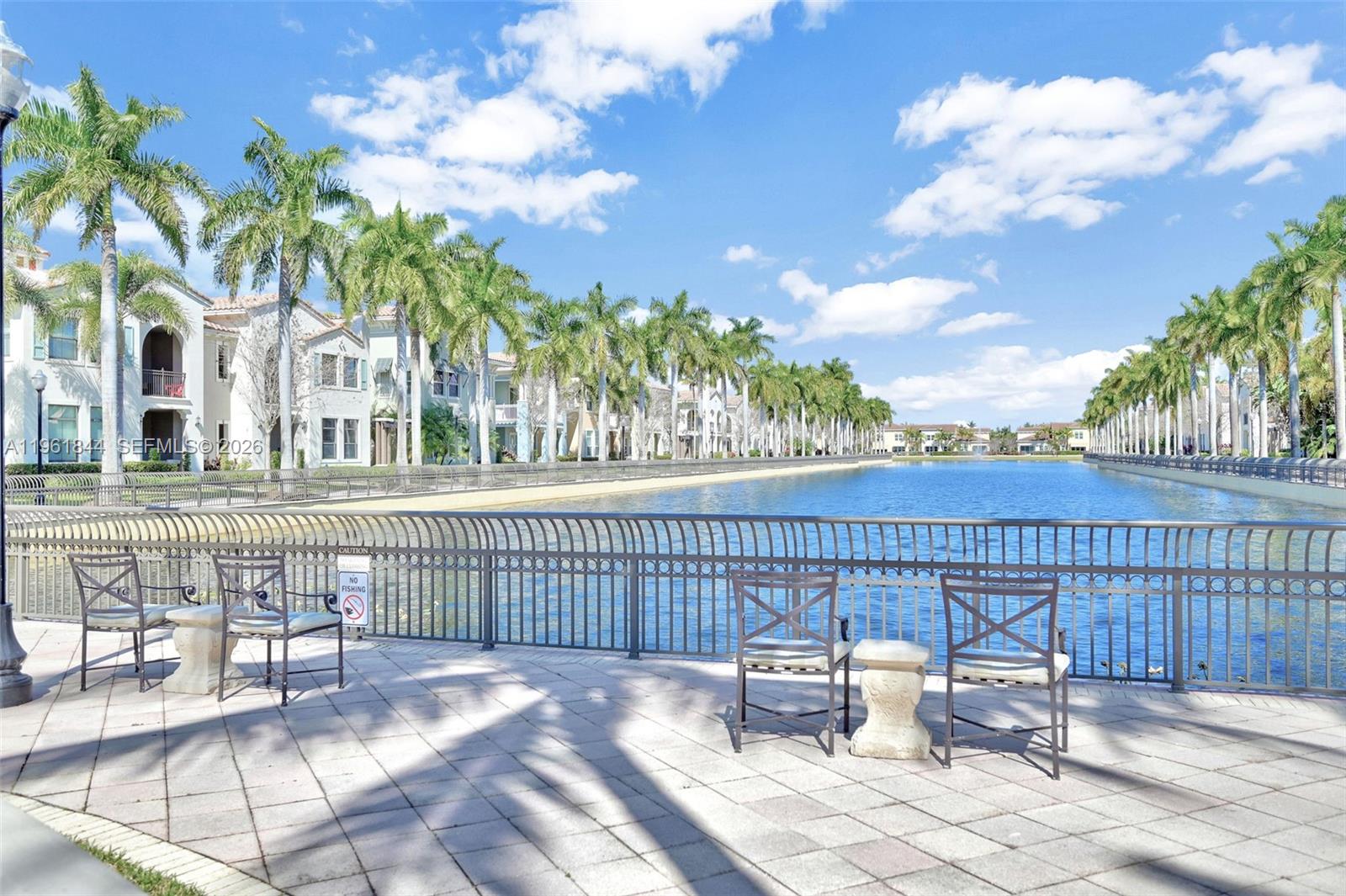 VILLA BARI CONDO - Residential