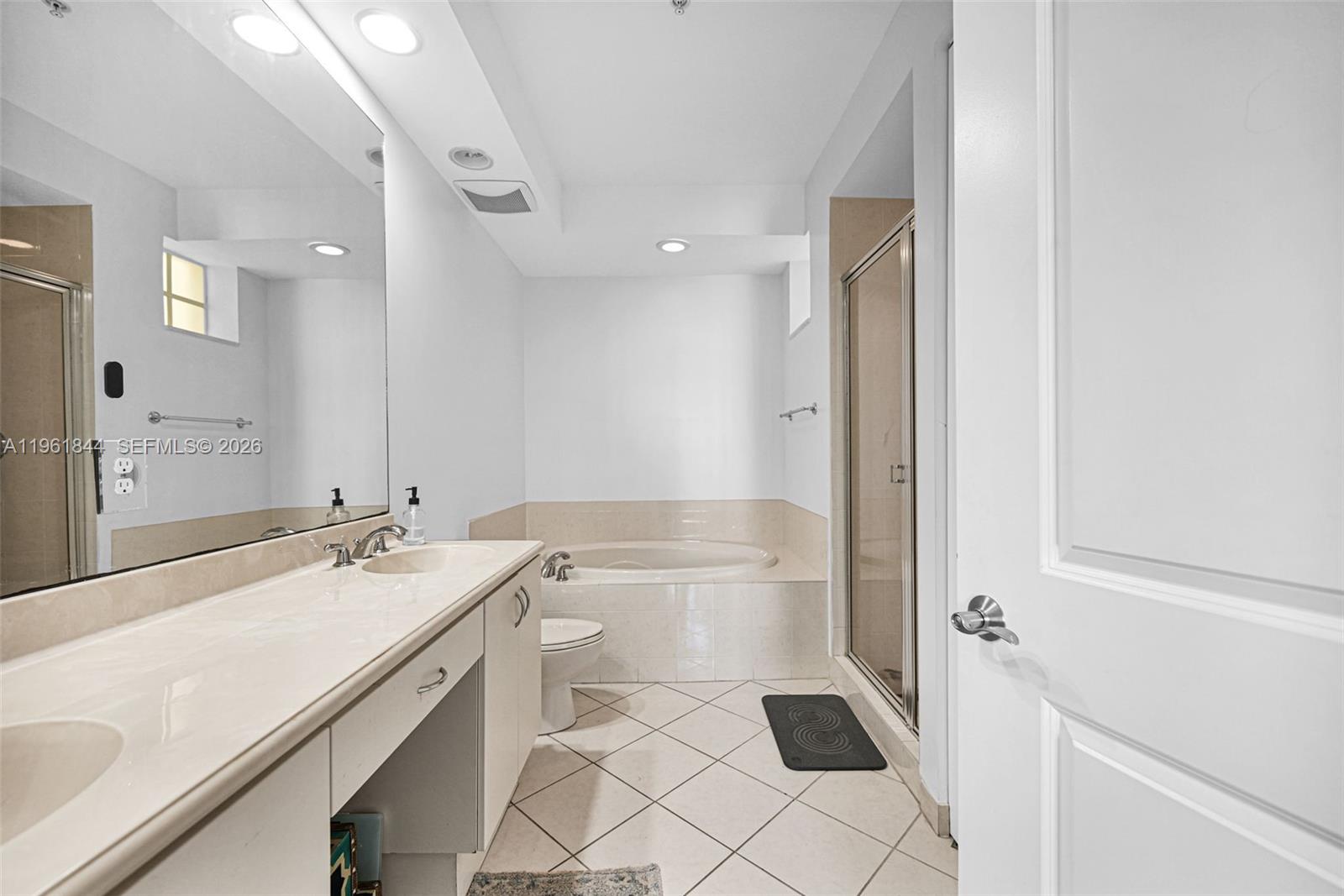 VILLA BARI CONDO - Residential