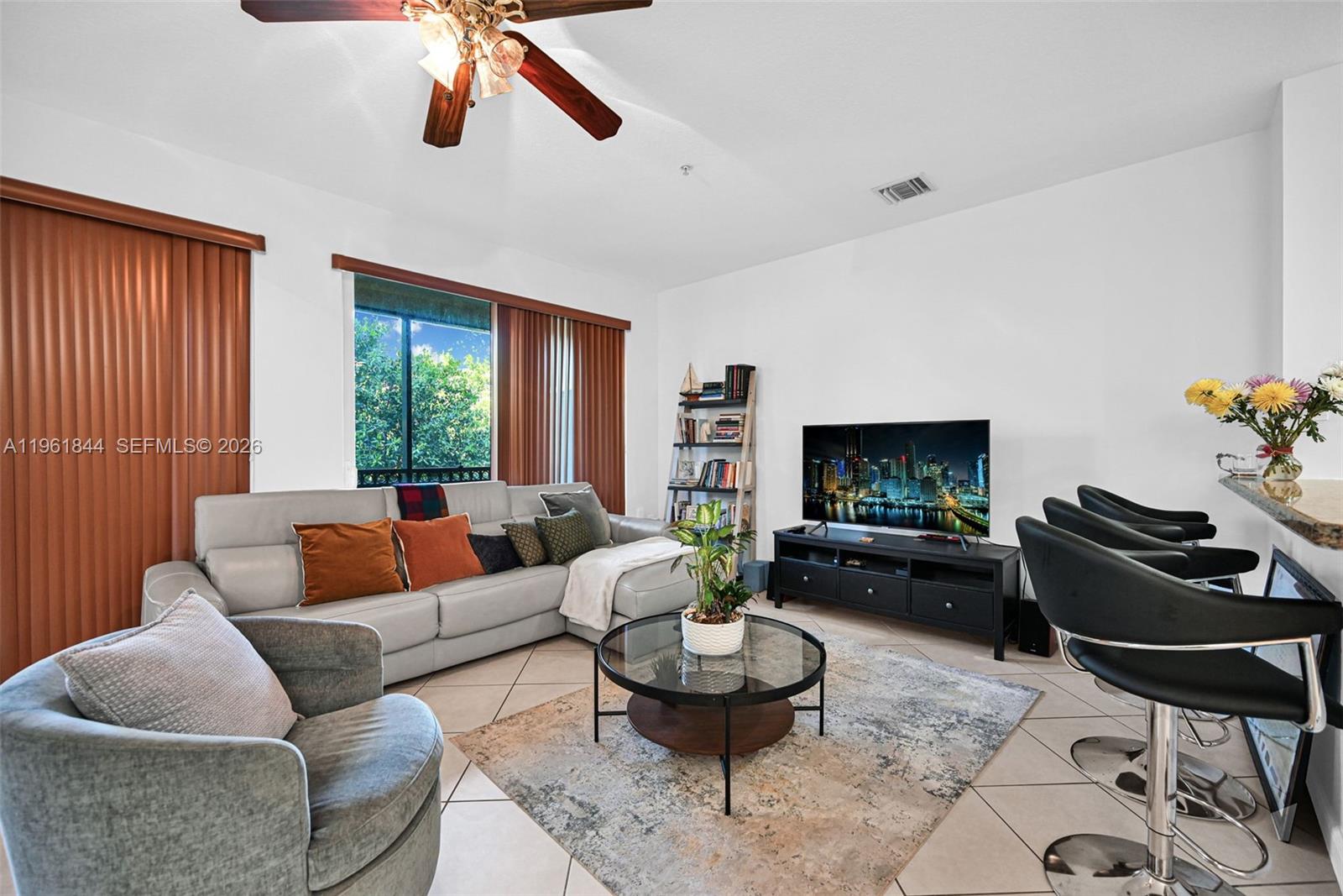 VILLA BARI CONDO - Residential