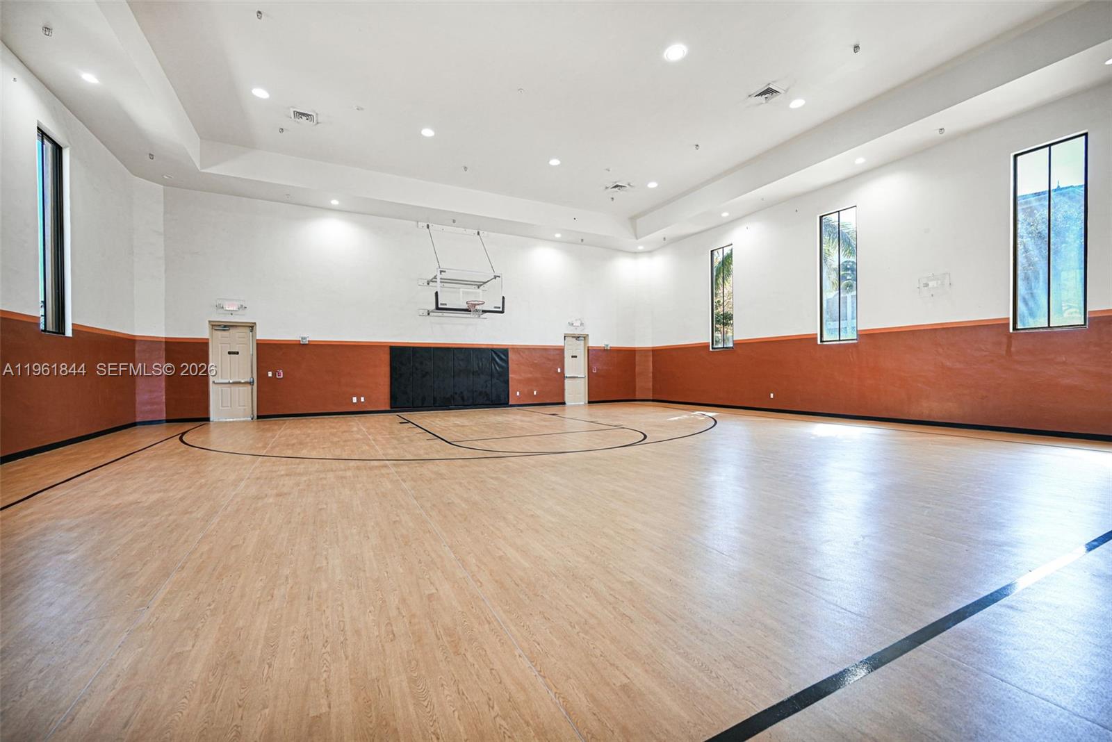 VILLA BARI CONDO - Residential