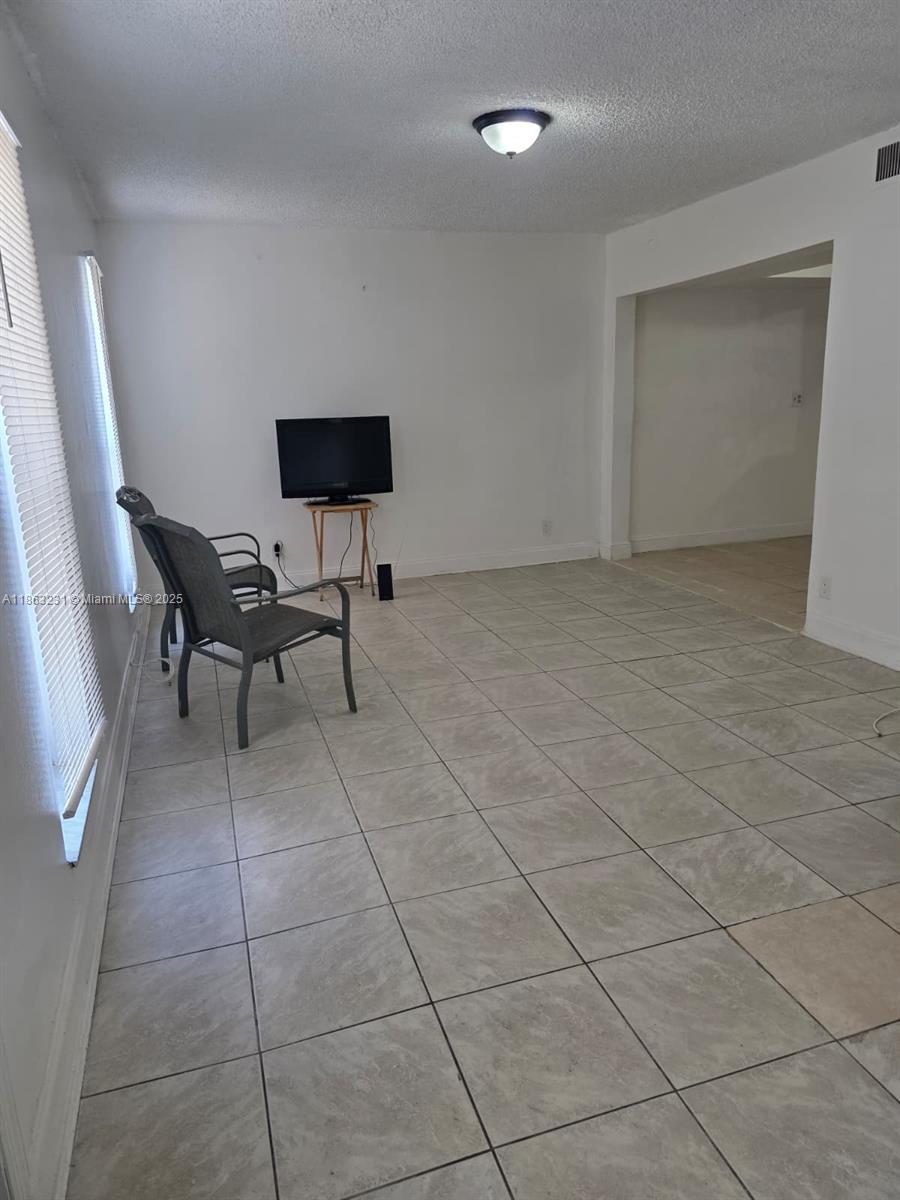 TAM O SHANTER VILLAS SEC - Residential Lease