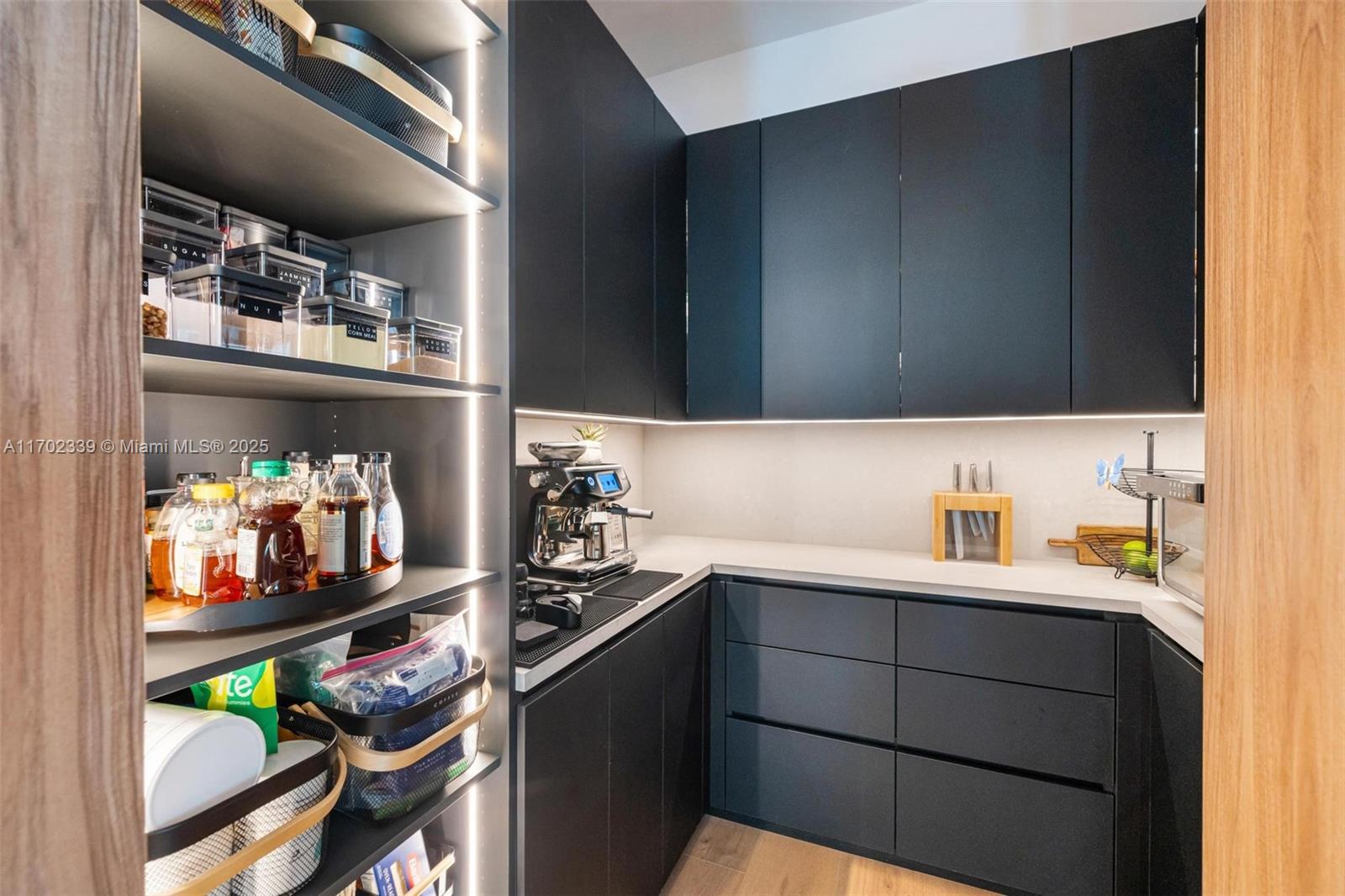 OCEAN VIEW HEIGHTS - Residential