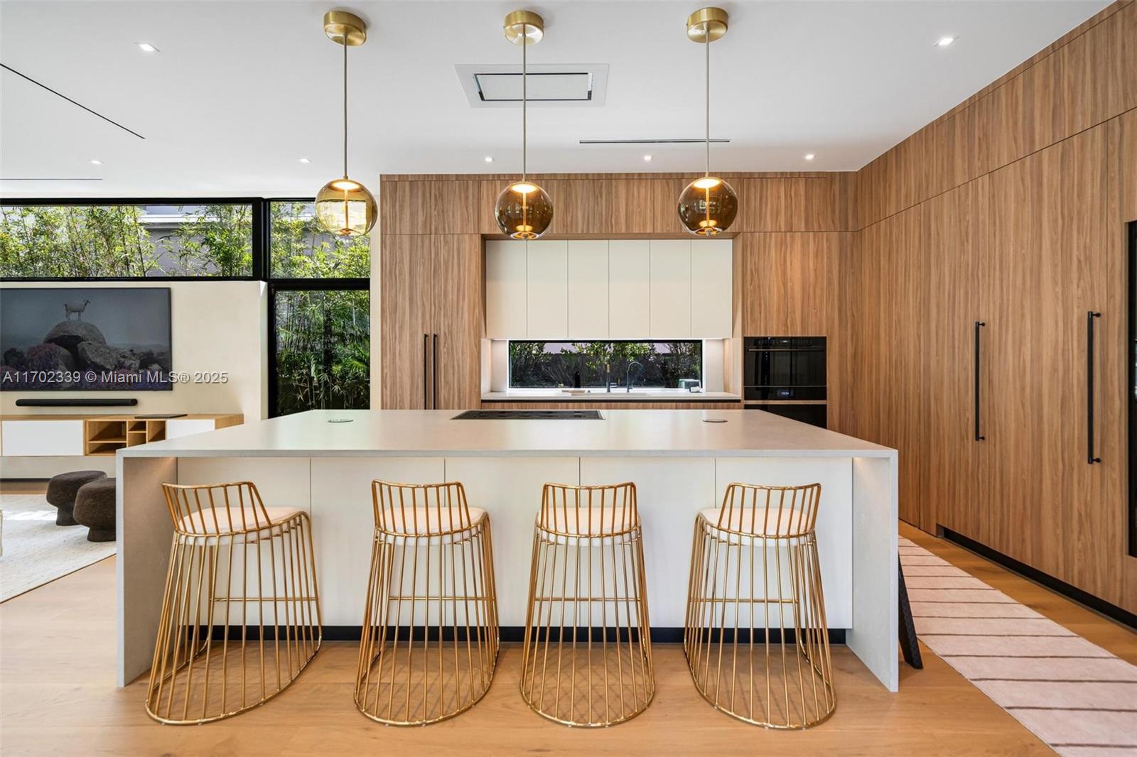 OCEAN VIEW HEIGHTS - Residential