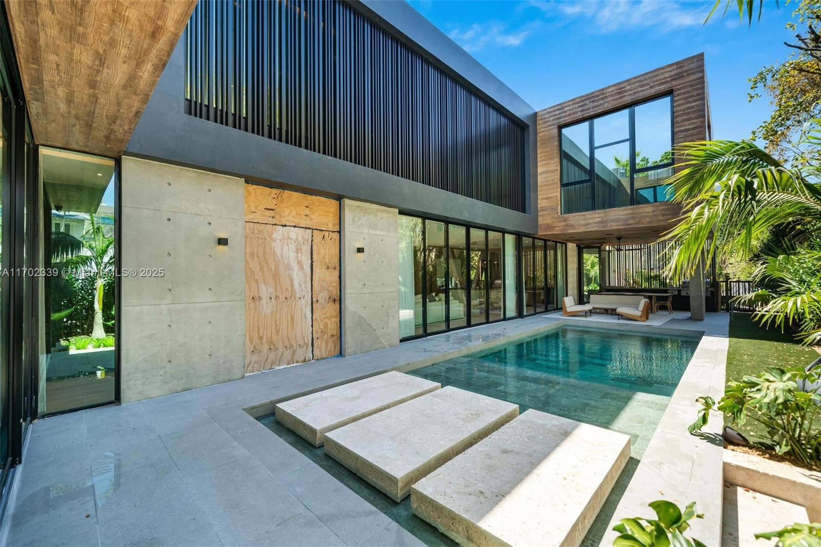 OCEAN VIEW HEIGHTS - Residential