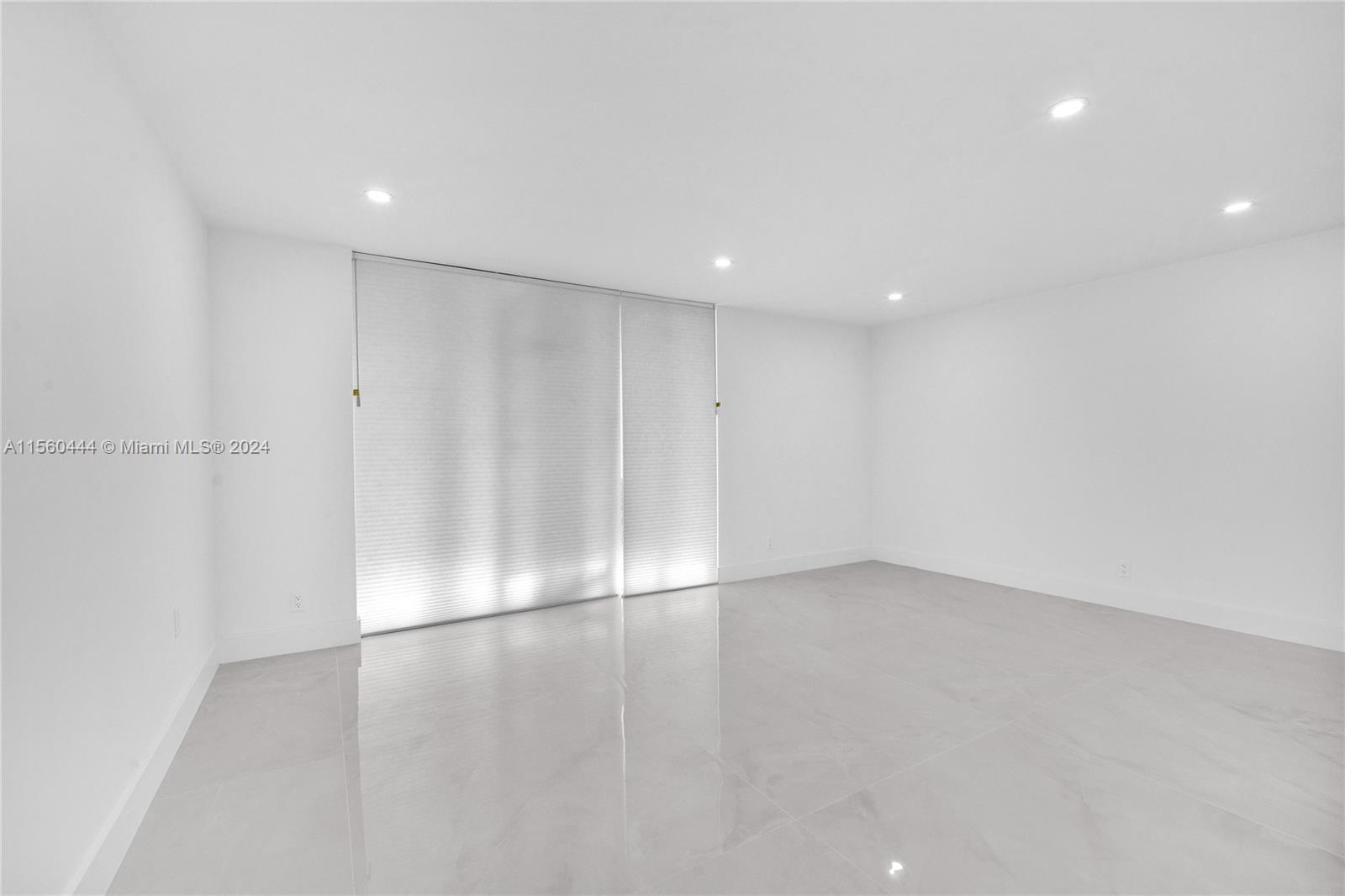 TOWER AT BISCAYNE COVE CO - Residential