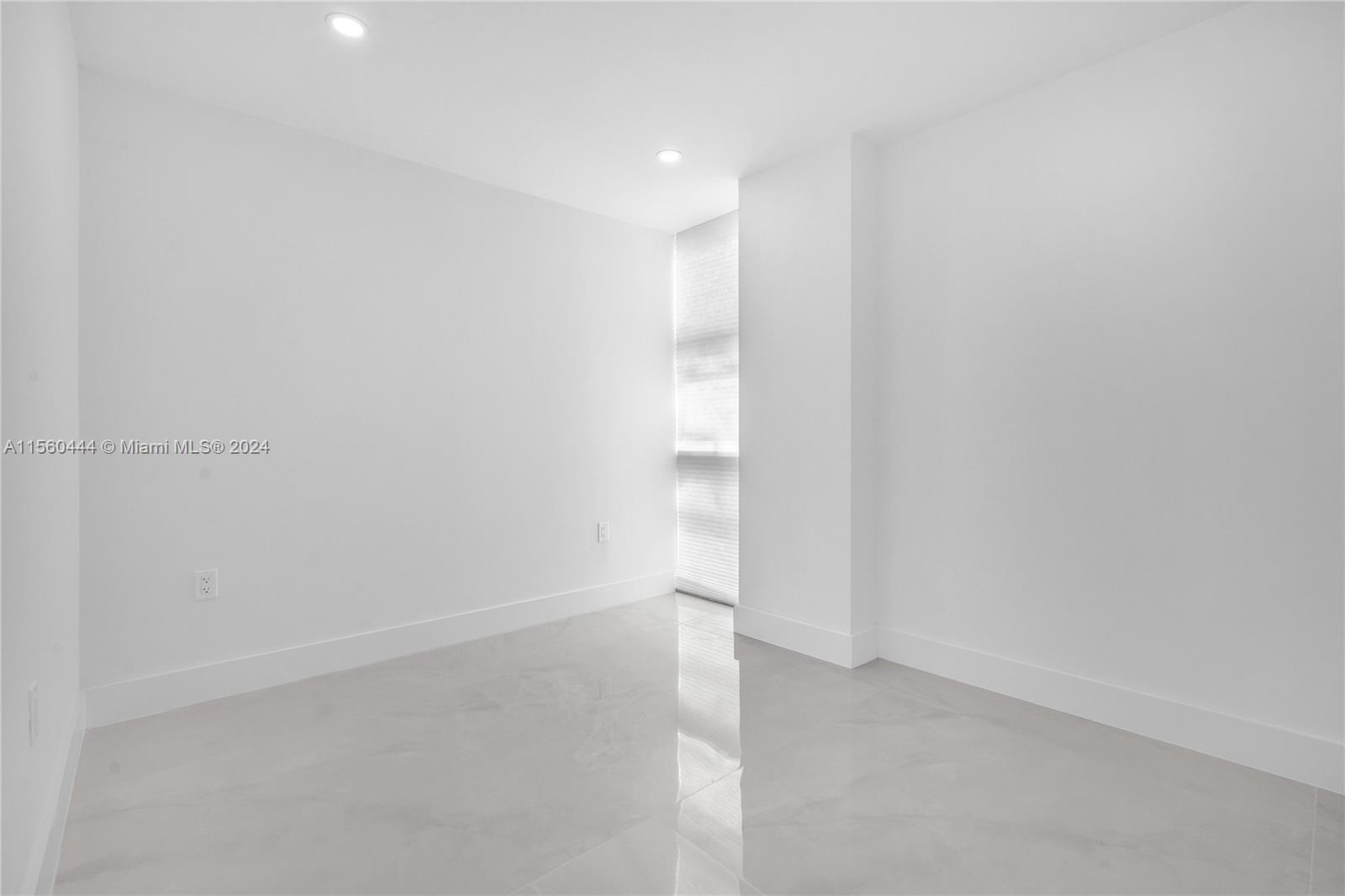 TOWER AT BISCAYNE COVE CO - Residential