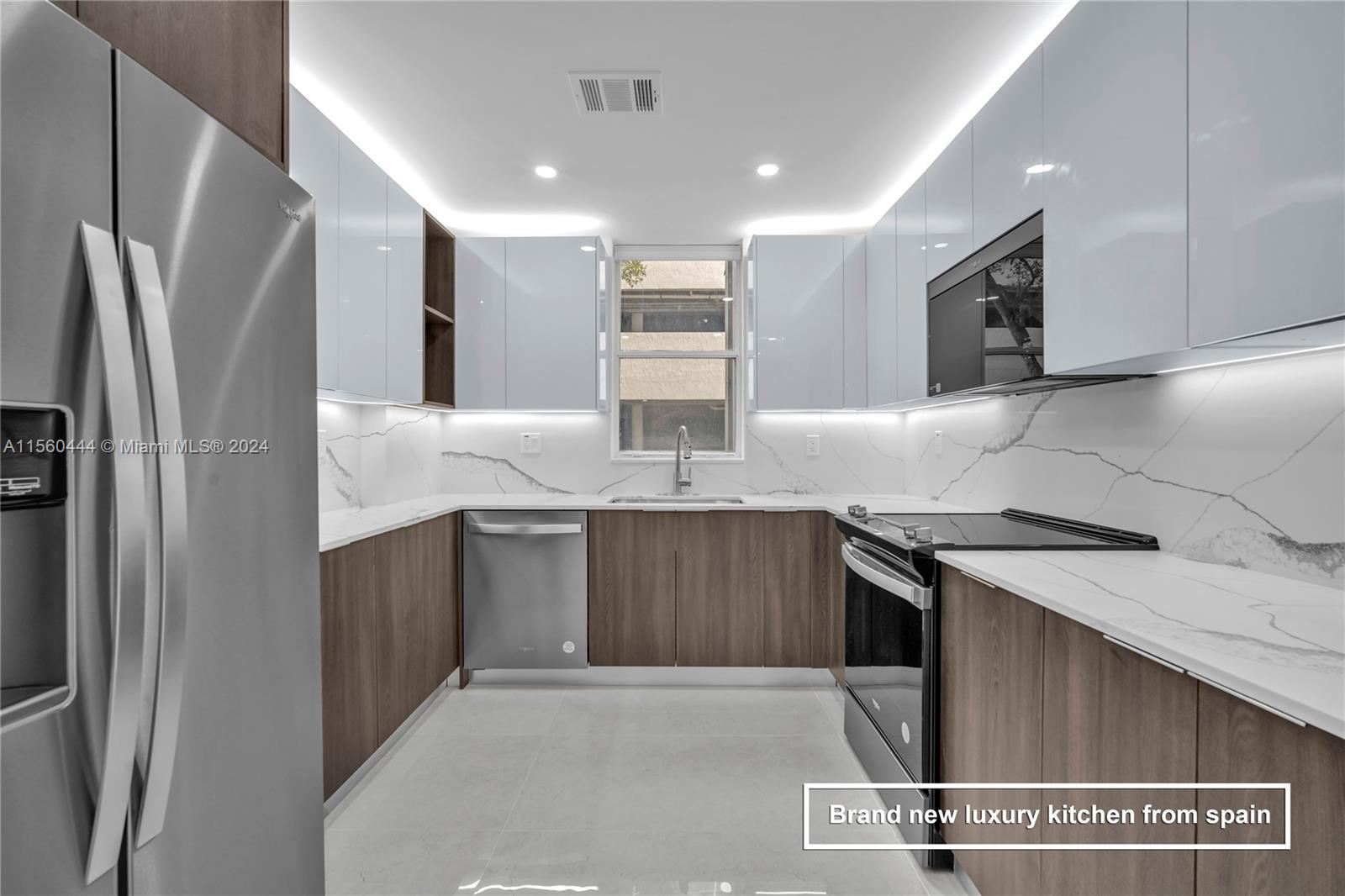 TOWER AT BISCAYNE COVE CO - Residential