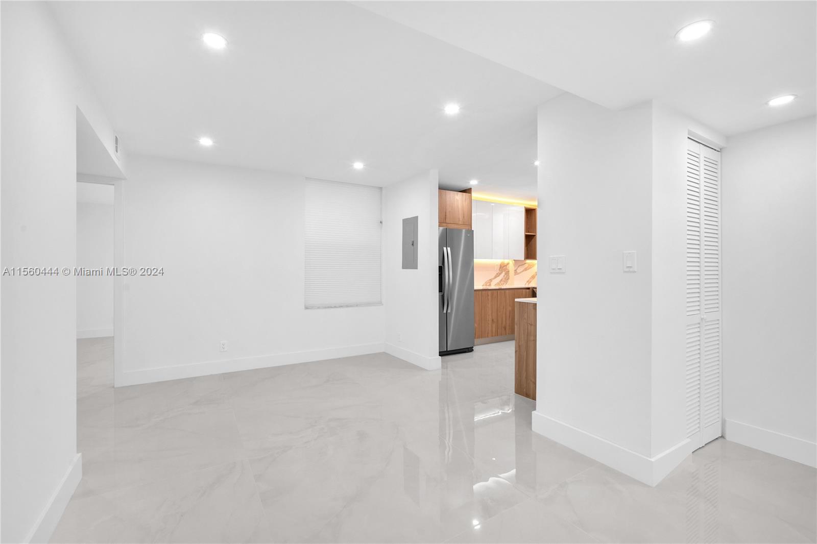 TOWER AT BISCAYNE COVE CO - Residential