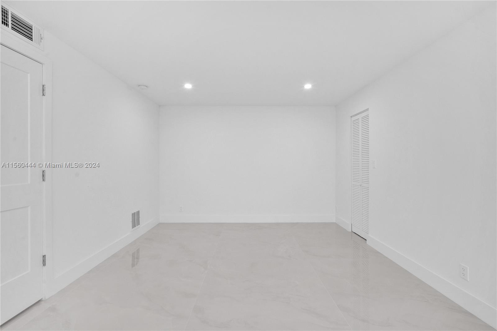 TOWER AT BISCAYNE COVE CO - Residential