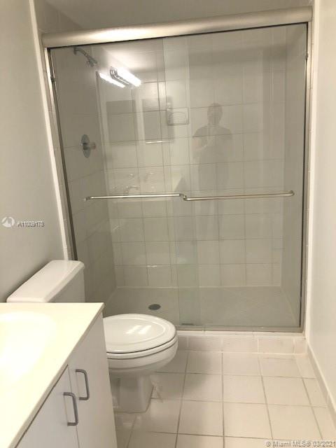 PARC CENTRAL AVENTURA EAST - Residential Lease