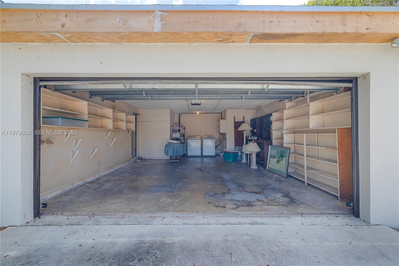 BANYANS OF SOUTH MIAMI CO - Residential