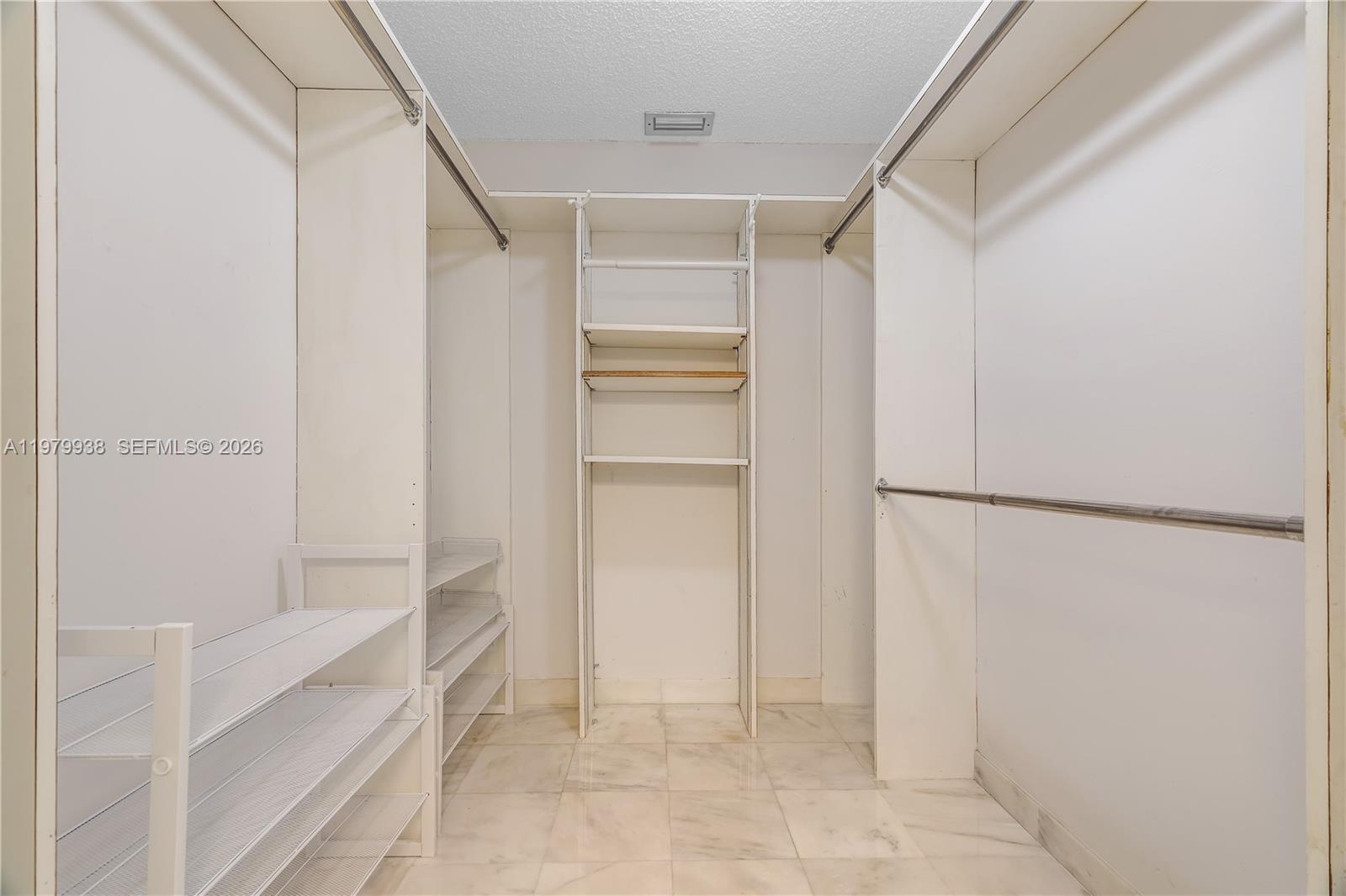 BANYANS OF SOUTH MIAMI CO - Residential