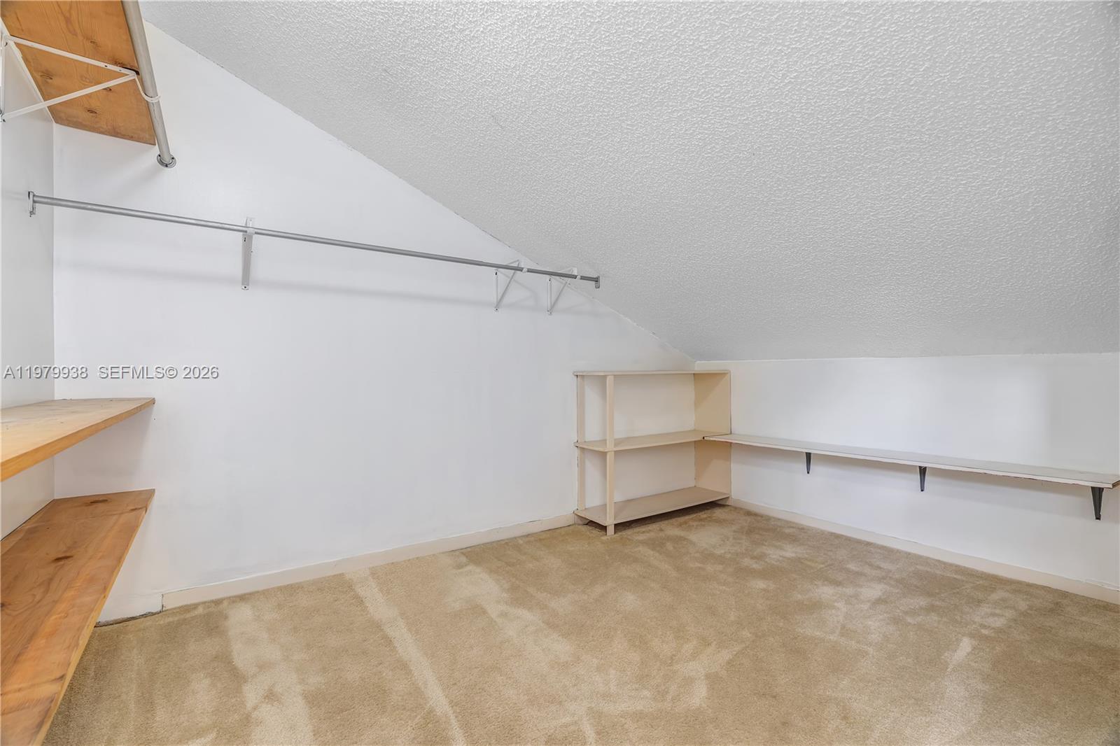 BANYANS OF SOUTH MIAMI CO - Residential