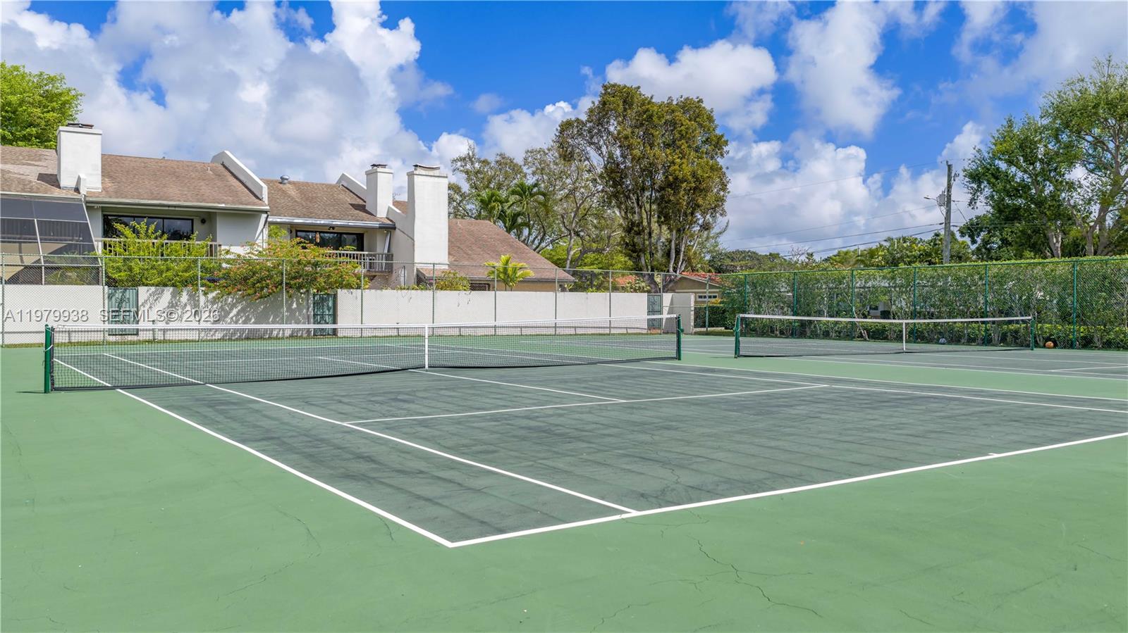 BANYANS OF SOUTH MIAMI CO - Residential