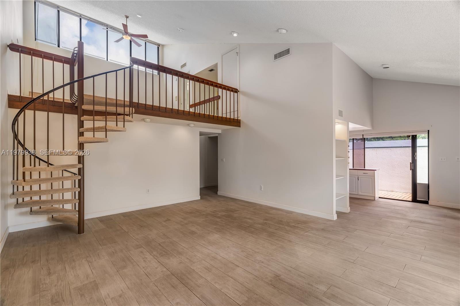 BANYANS OF SOUTH MIAMI CO - Residential