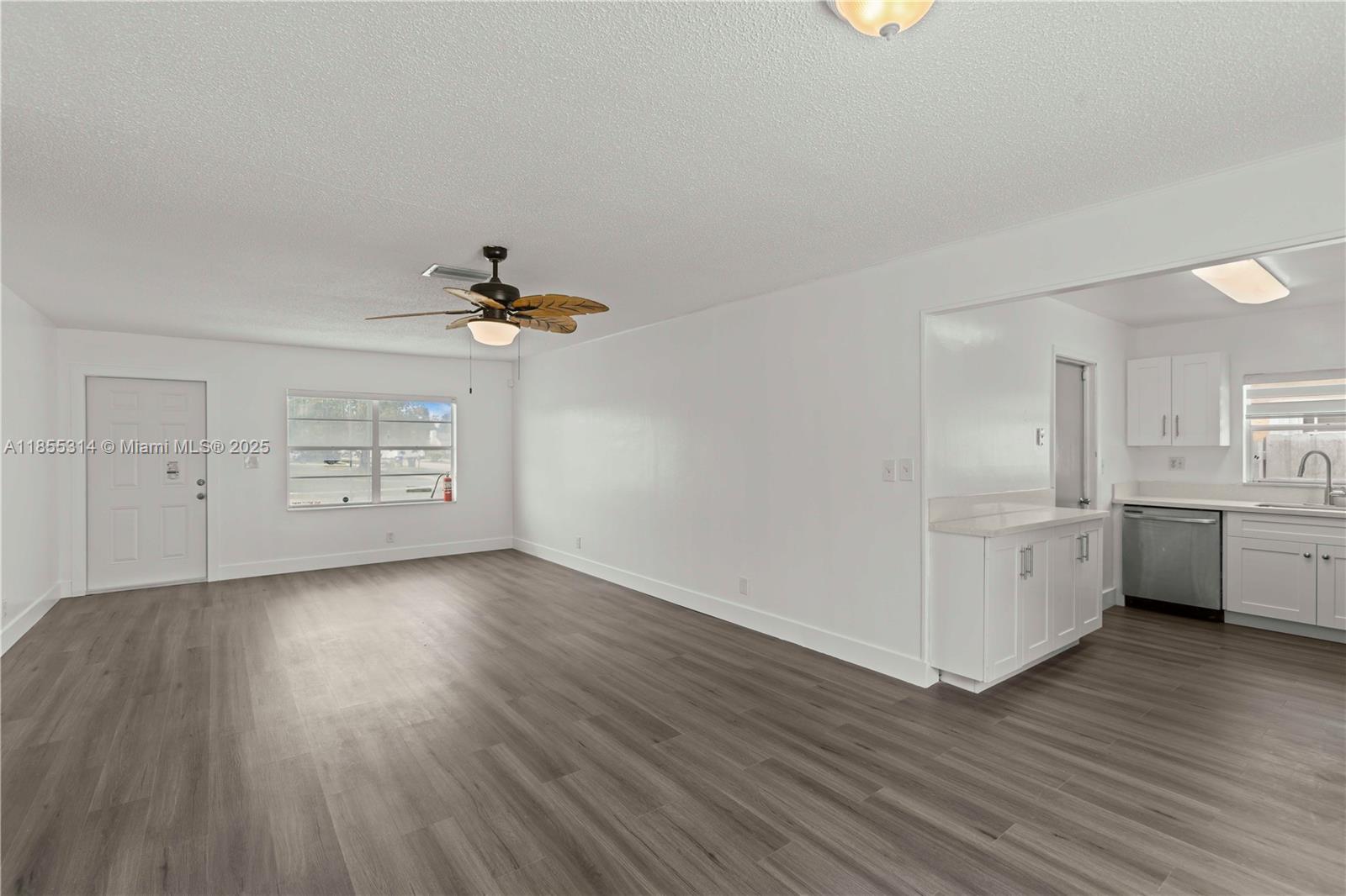 NORTH LAUDERDALE VILLAGE - Residential