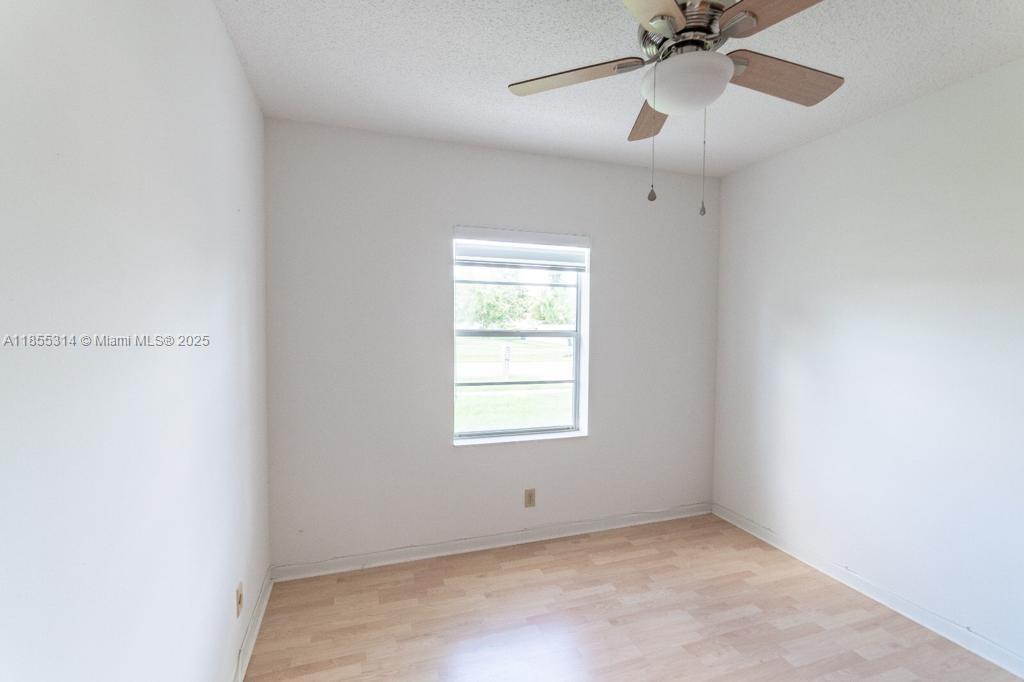 405 SW 78th Ter