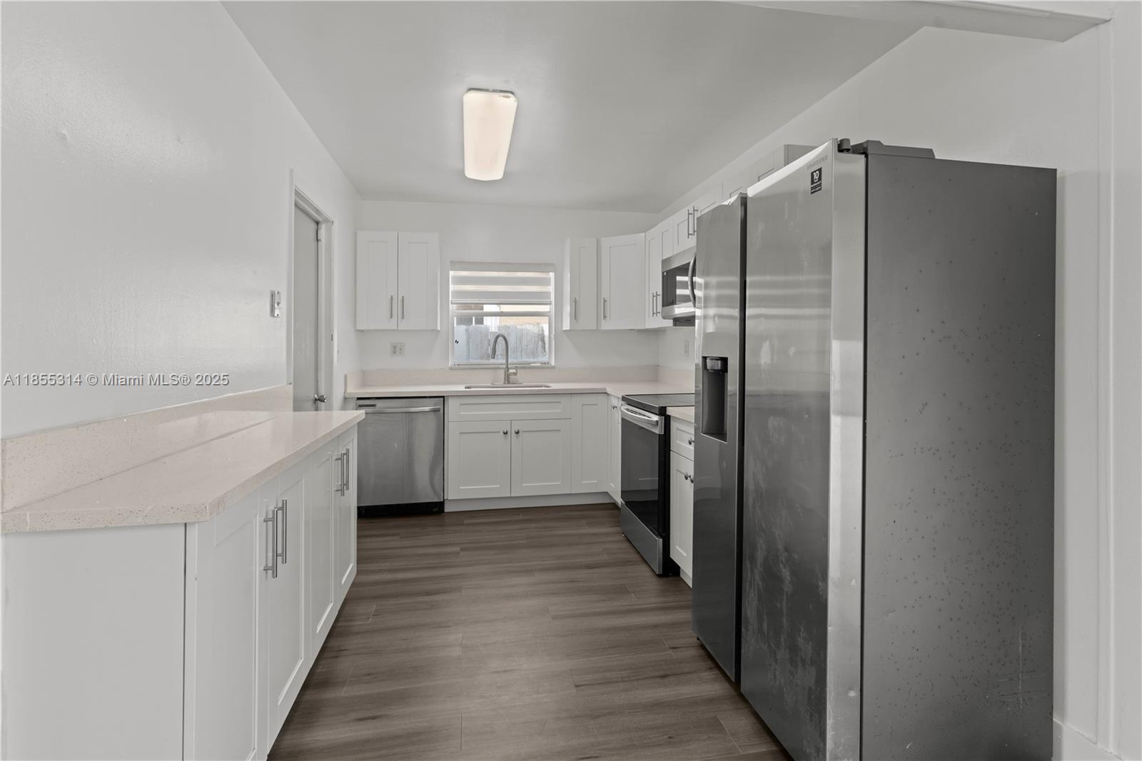 NORTH LAUDERDALE VILLAGE - Residential