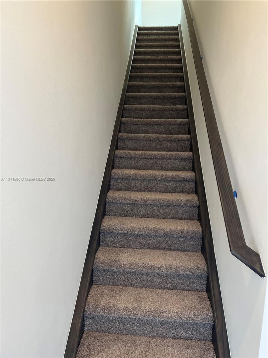 Photo of Palm Beach Gardens, FL 33418 (MLS # A11341596)