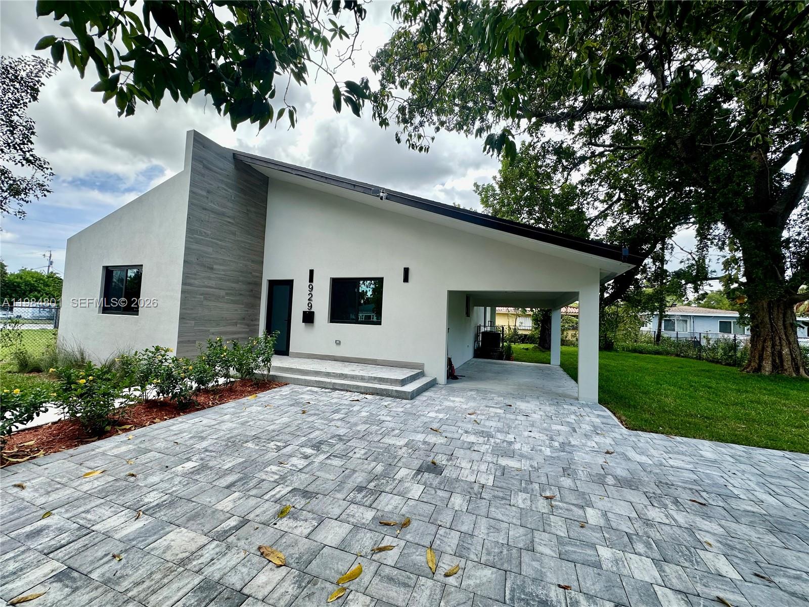 HILDAMERE RESUB PB 40-51 - Residential Lease