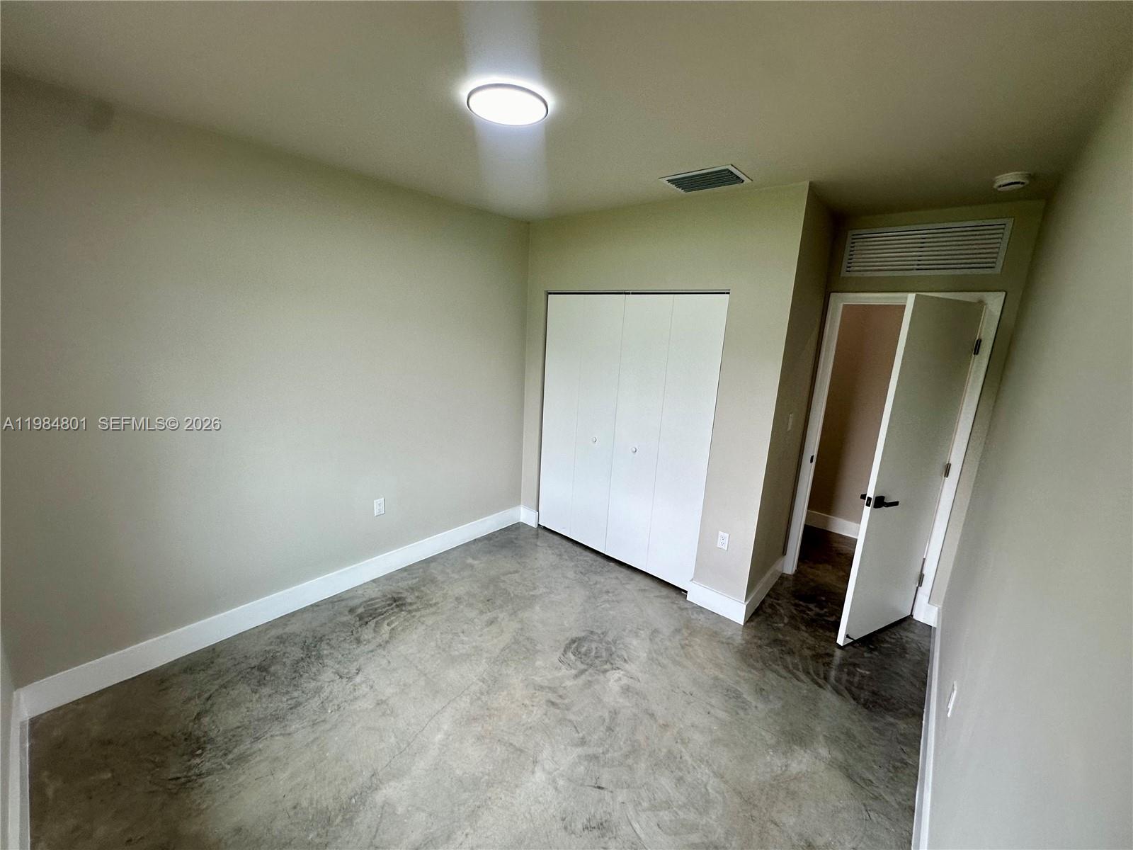HILDAMERE RESUB PB 40-51 - Residential Lease