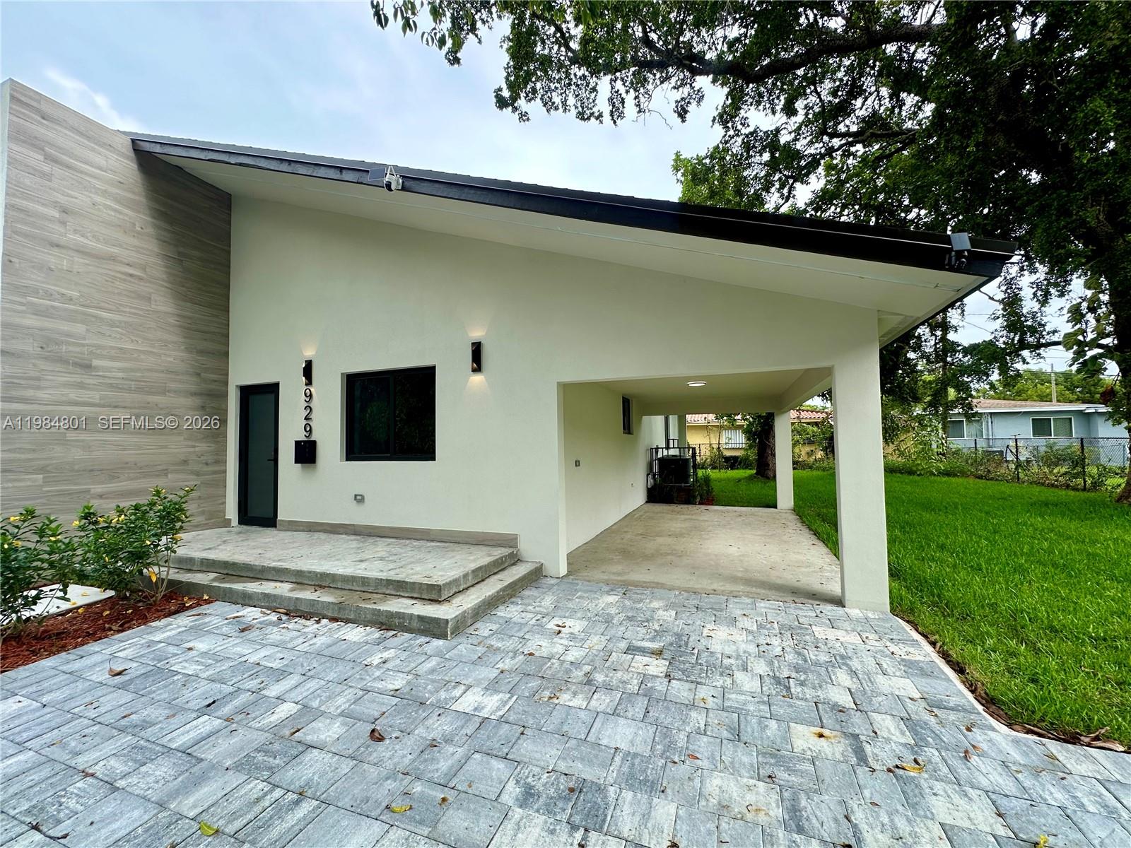 HILDAMERE RESUB PB 40-51 - Residential Lease