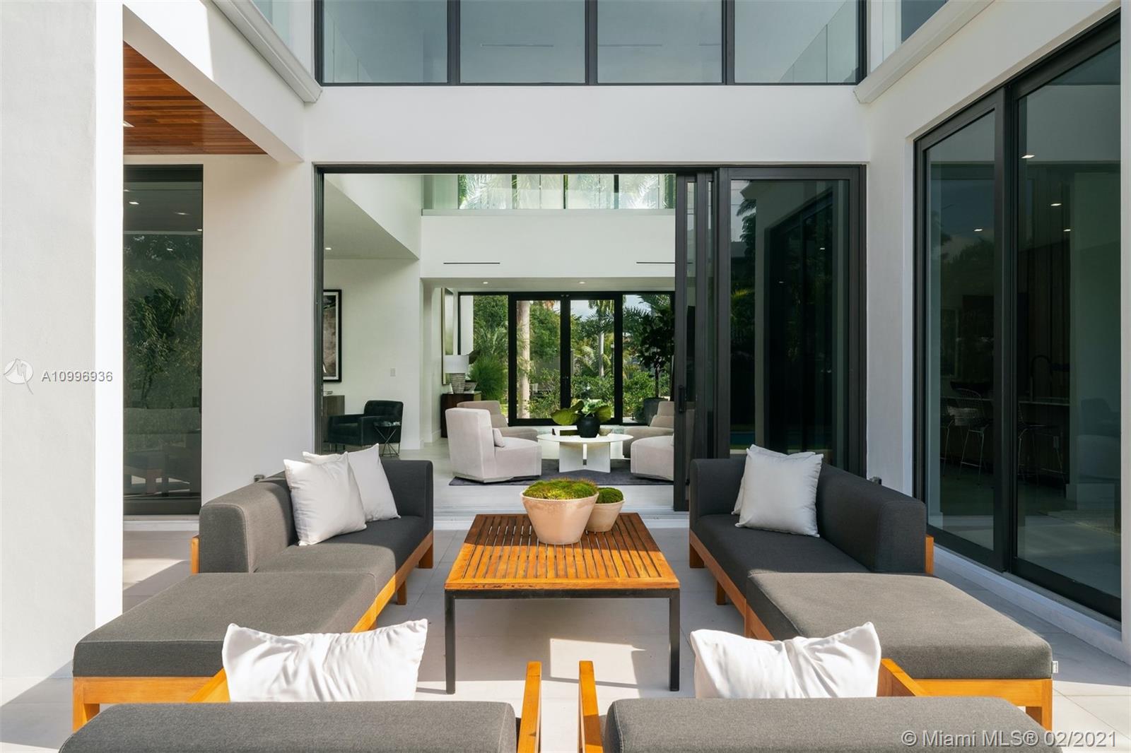 HIBISCUS ISLAND - Residential