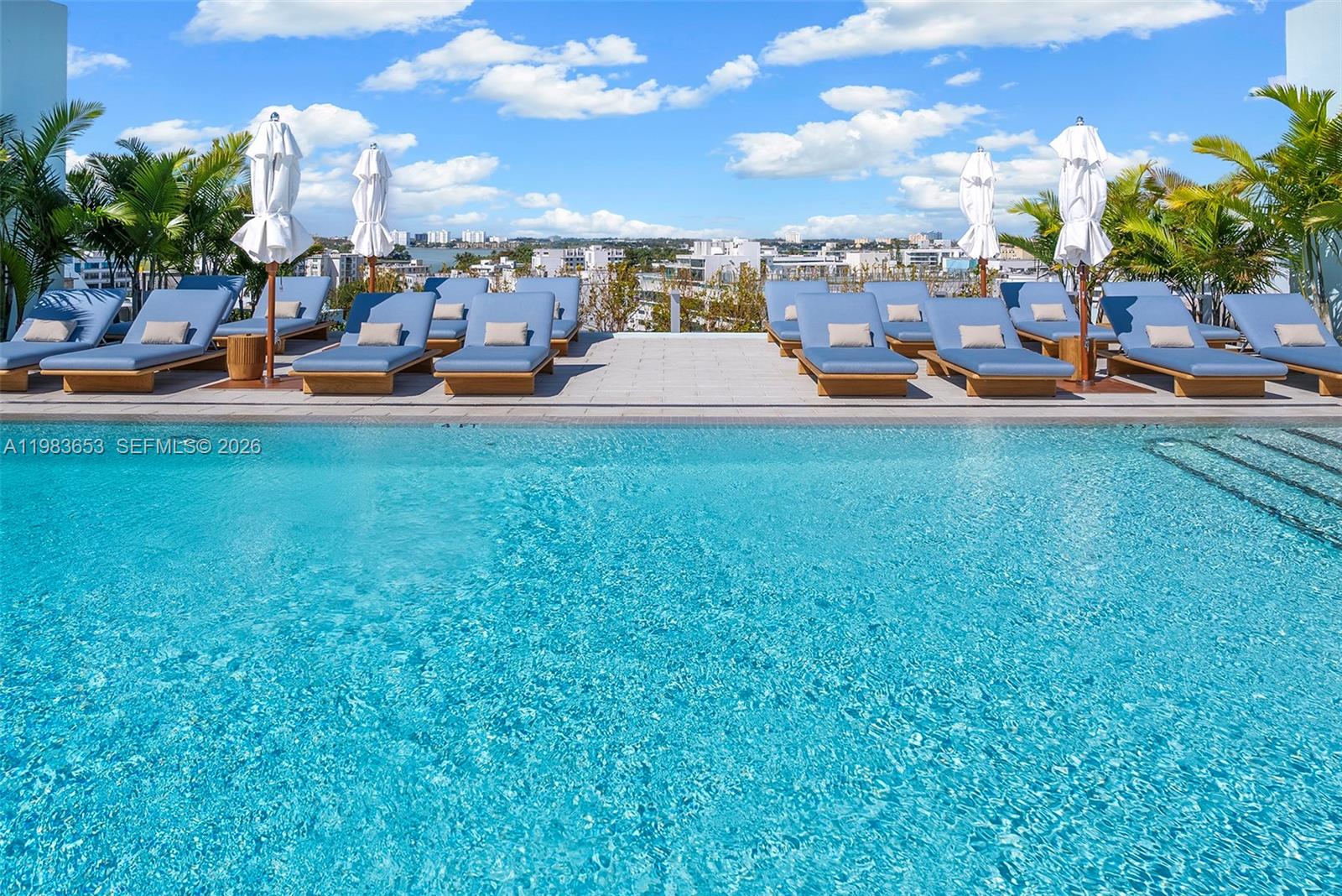 LA BAIA BAY HARBOR ISLANDS - Residential