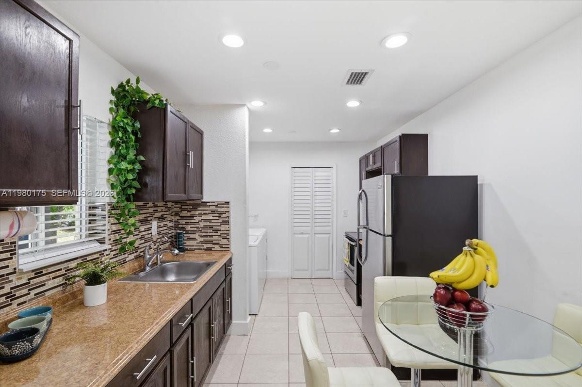 PLEASURE VLG SEC 1 - Residential