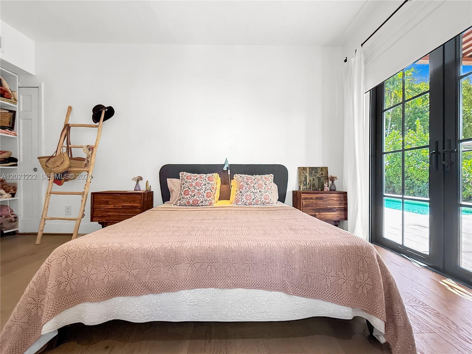 CORAL GABLES GRANADA SEC - Residential
