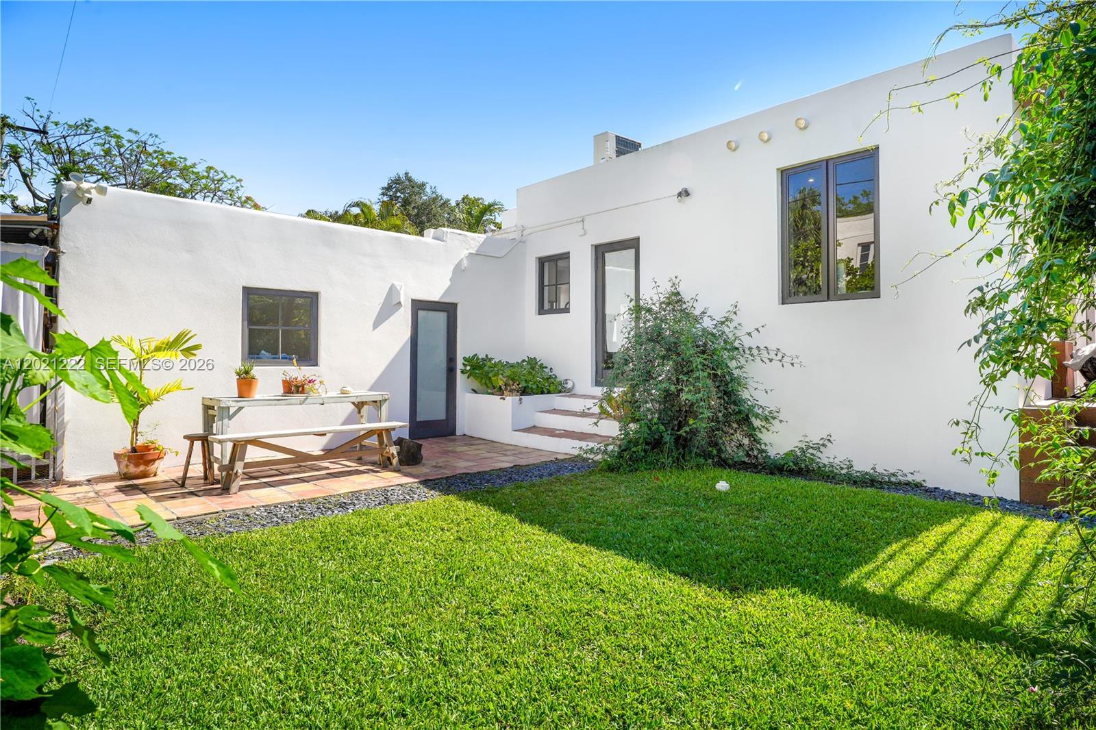 CORAL GABLES GRANADA SEC - Residential